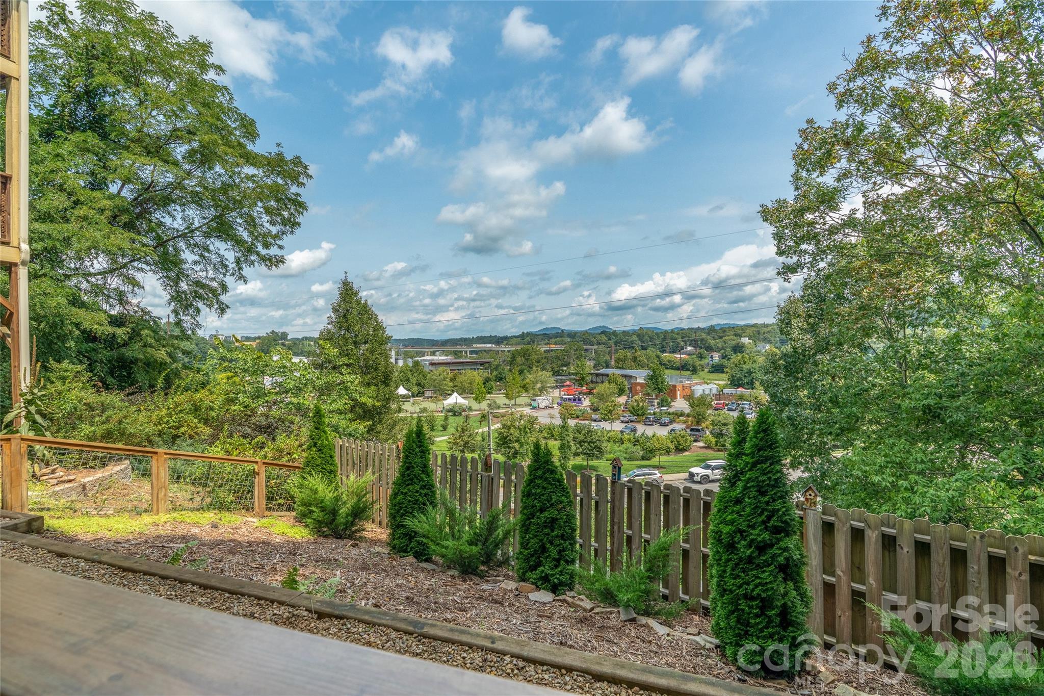 45 Logan Circle — Asheville