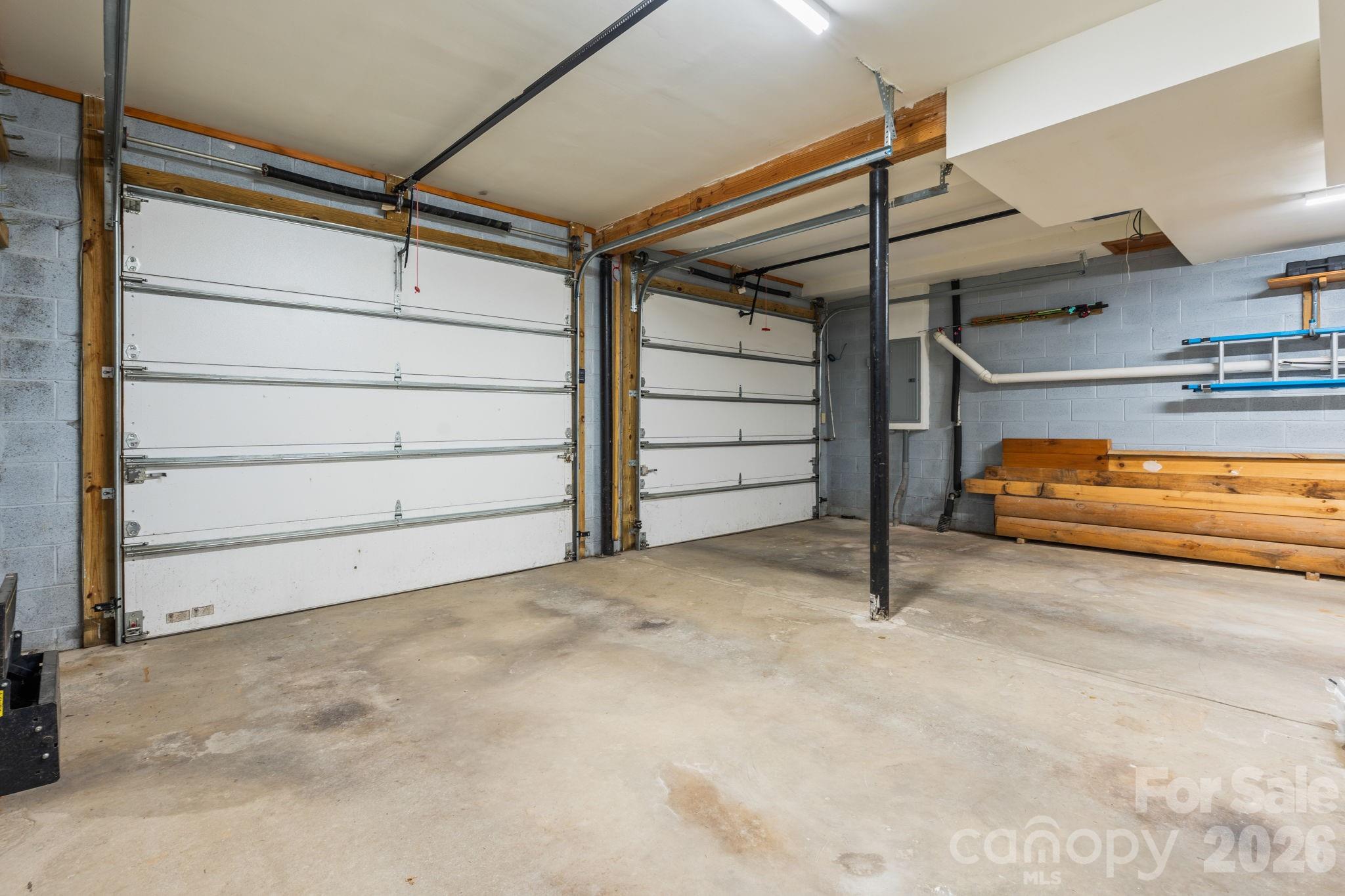 7803 Nc 183 None — Newland