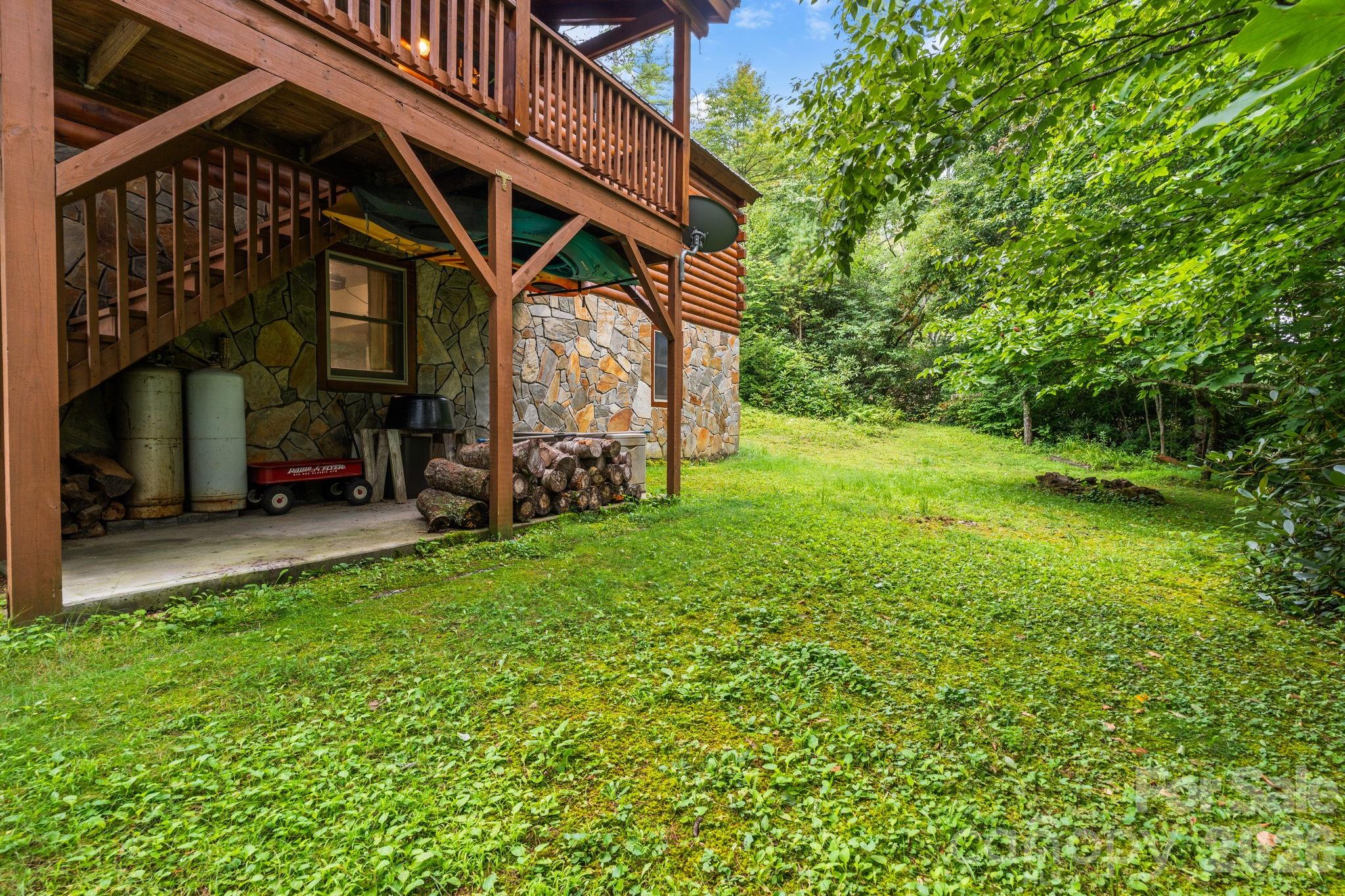7803 Nc 183 None — Newland