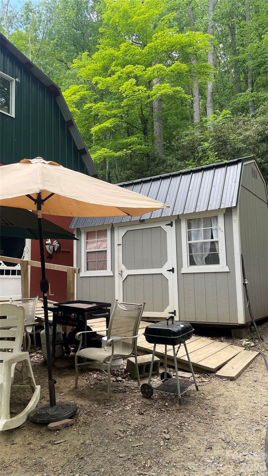 1526 Pine Mountain Road — Creston