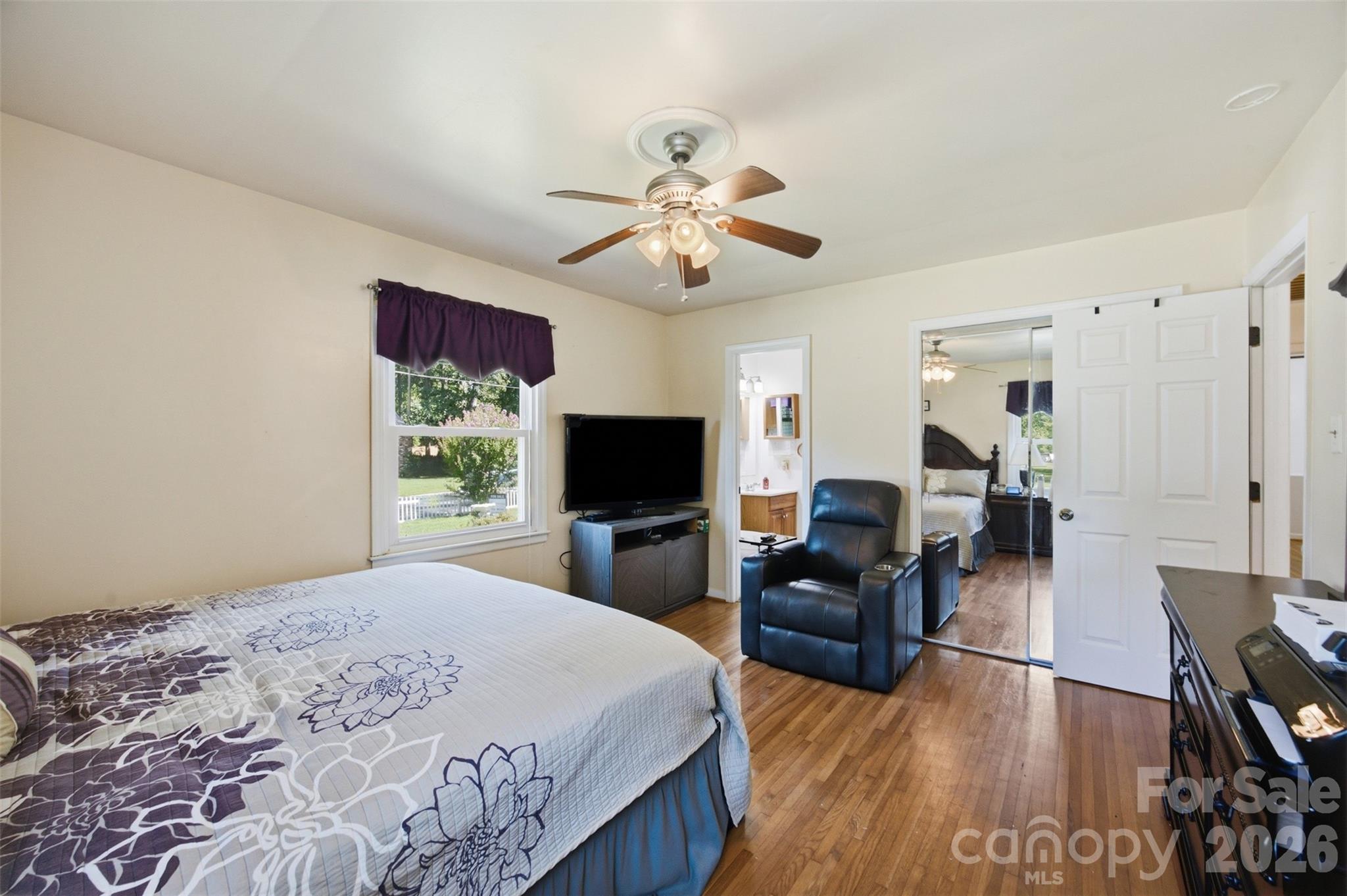 5218 Dolphin Lane — Charlotte