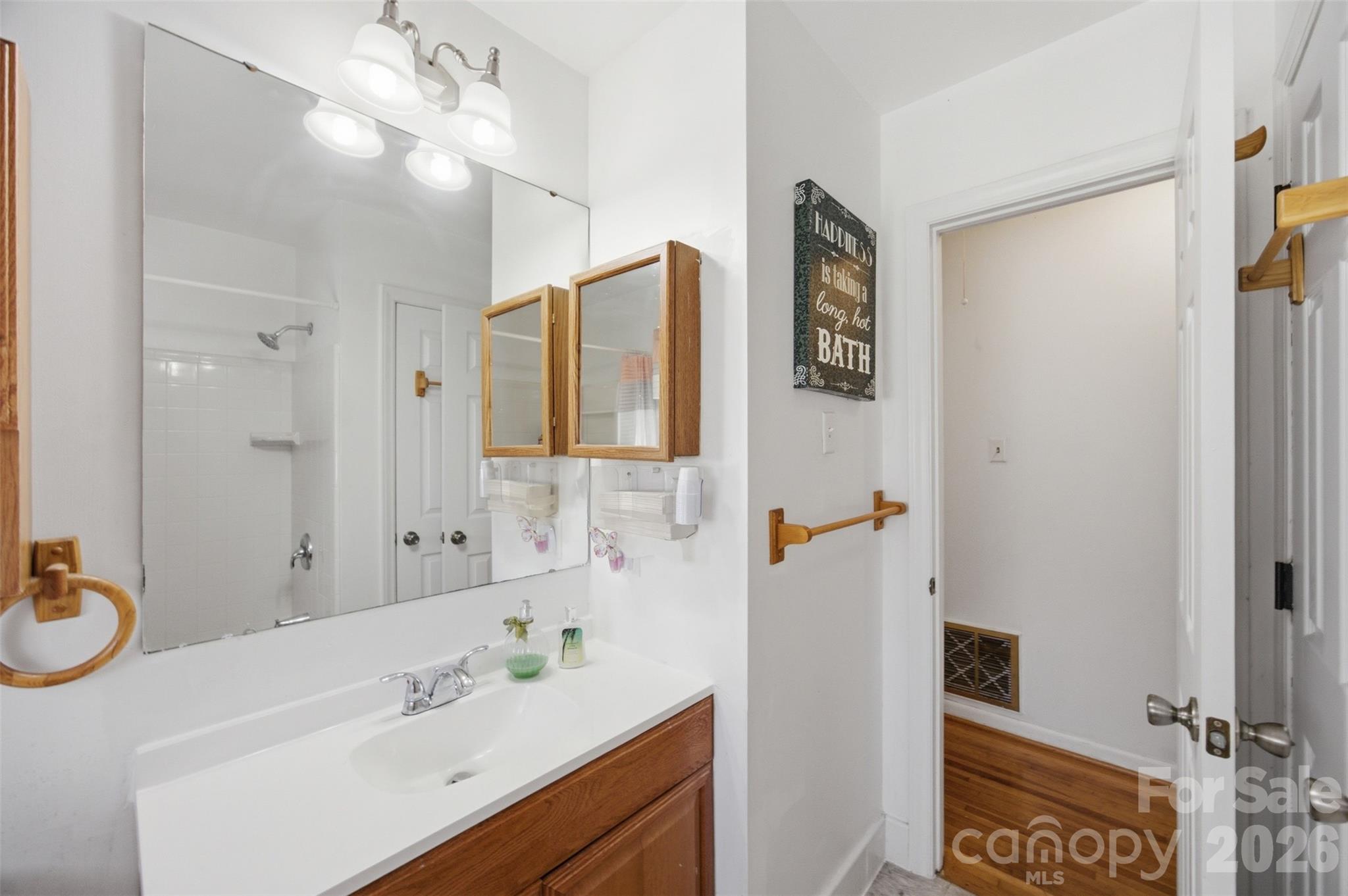 5218 Dolphin Lane — Charlotte