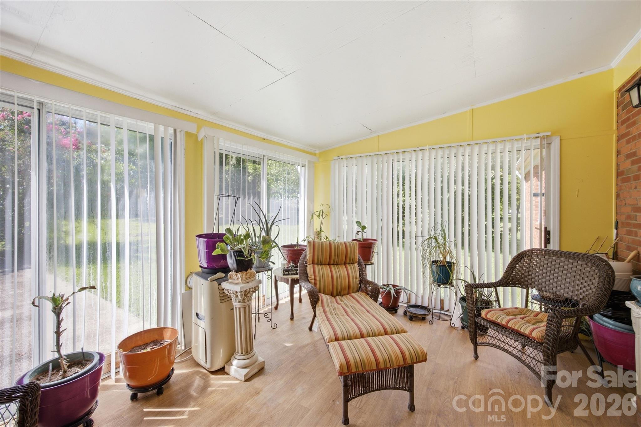 5218 Dolphin Lane — Charlotte