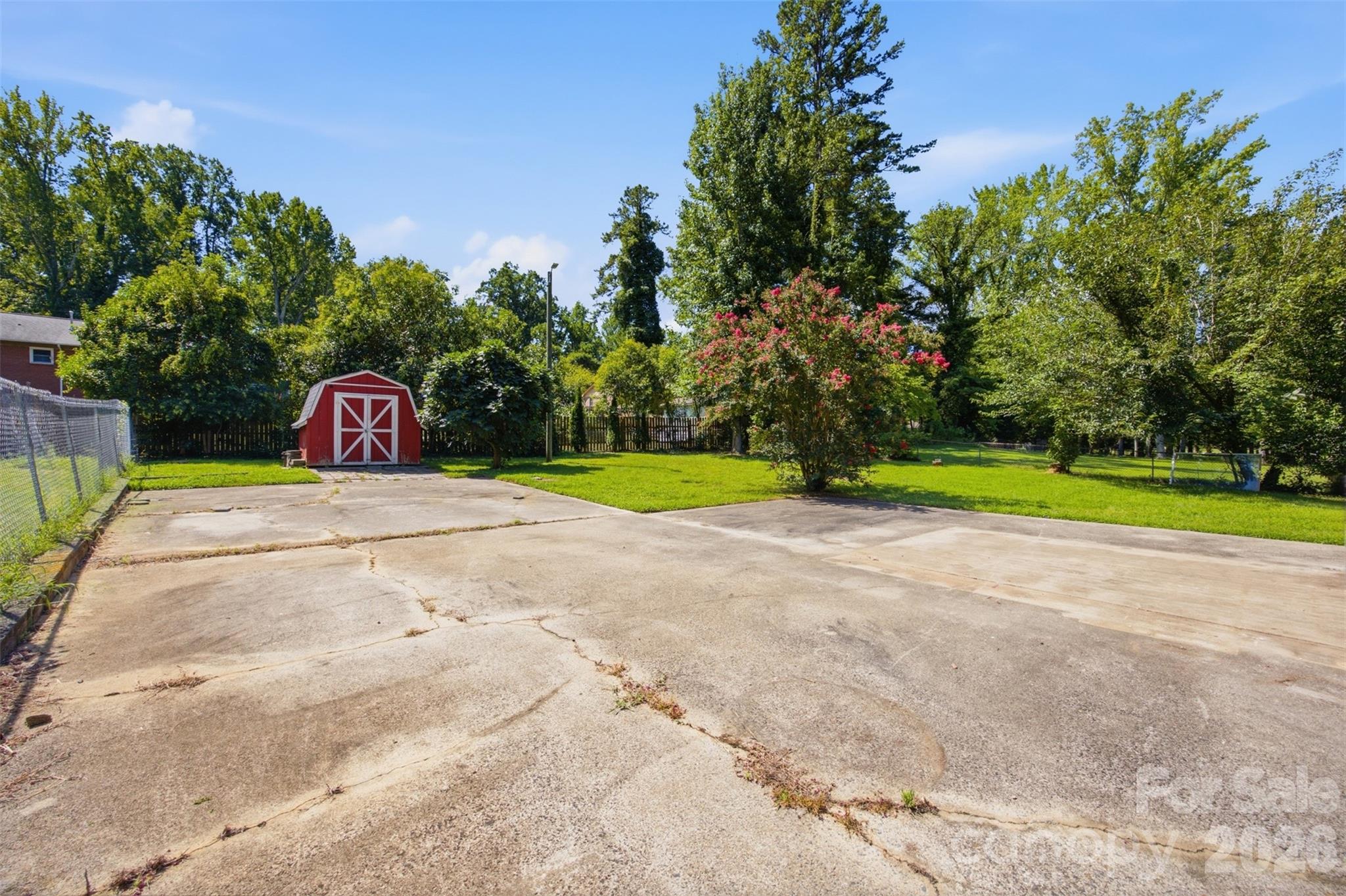5218 Dolphin Lane — Charlotte
