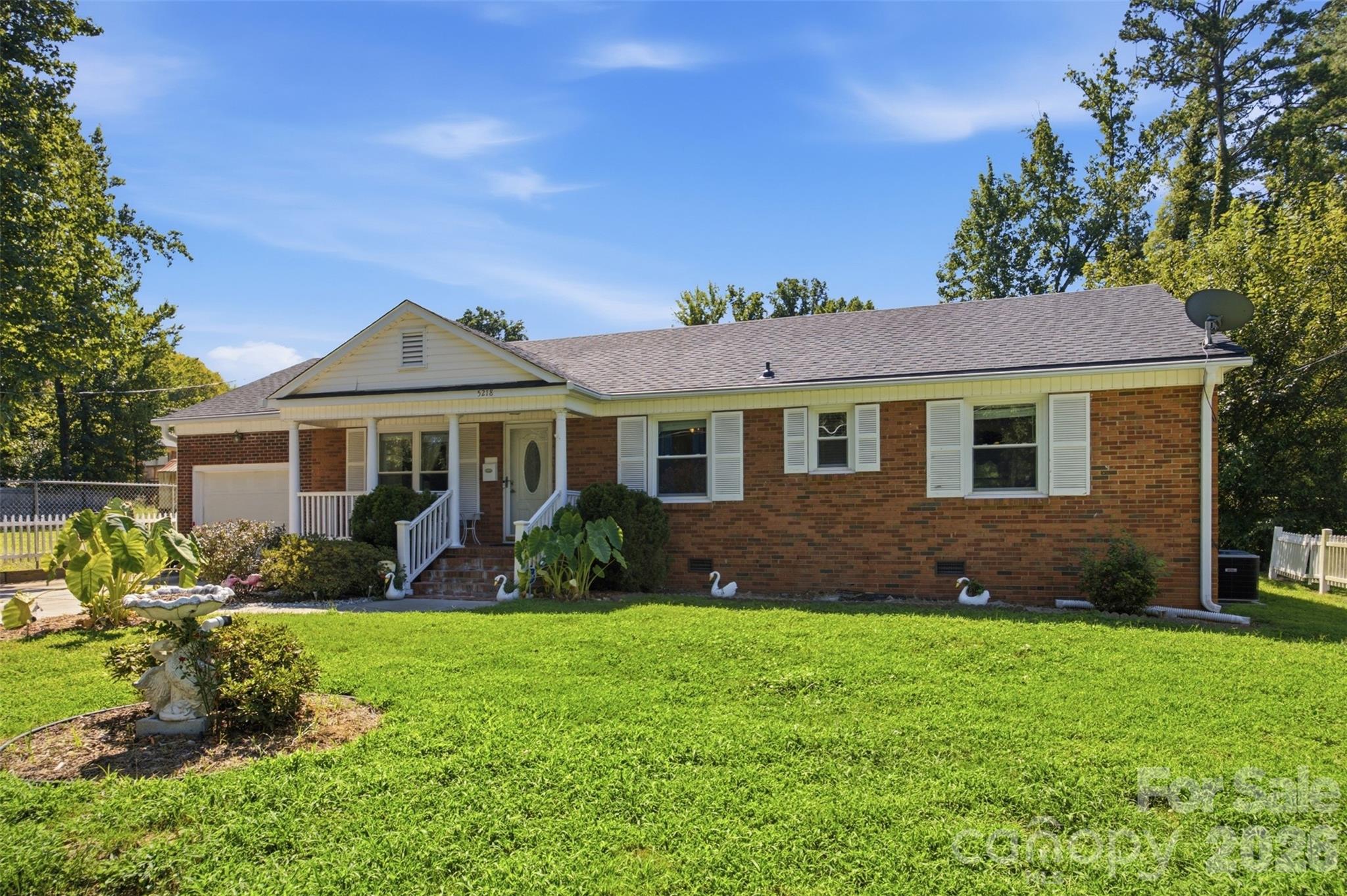 5218 Dolphin Lane — Charlotte