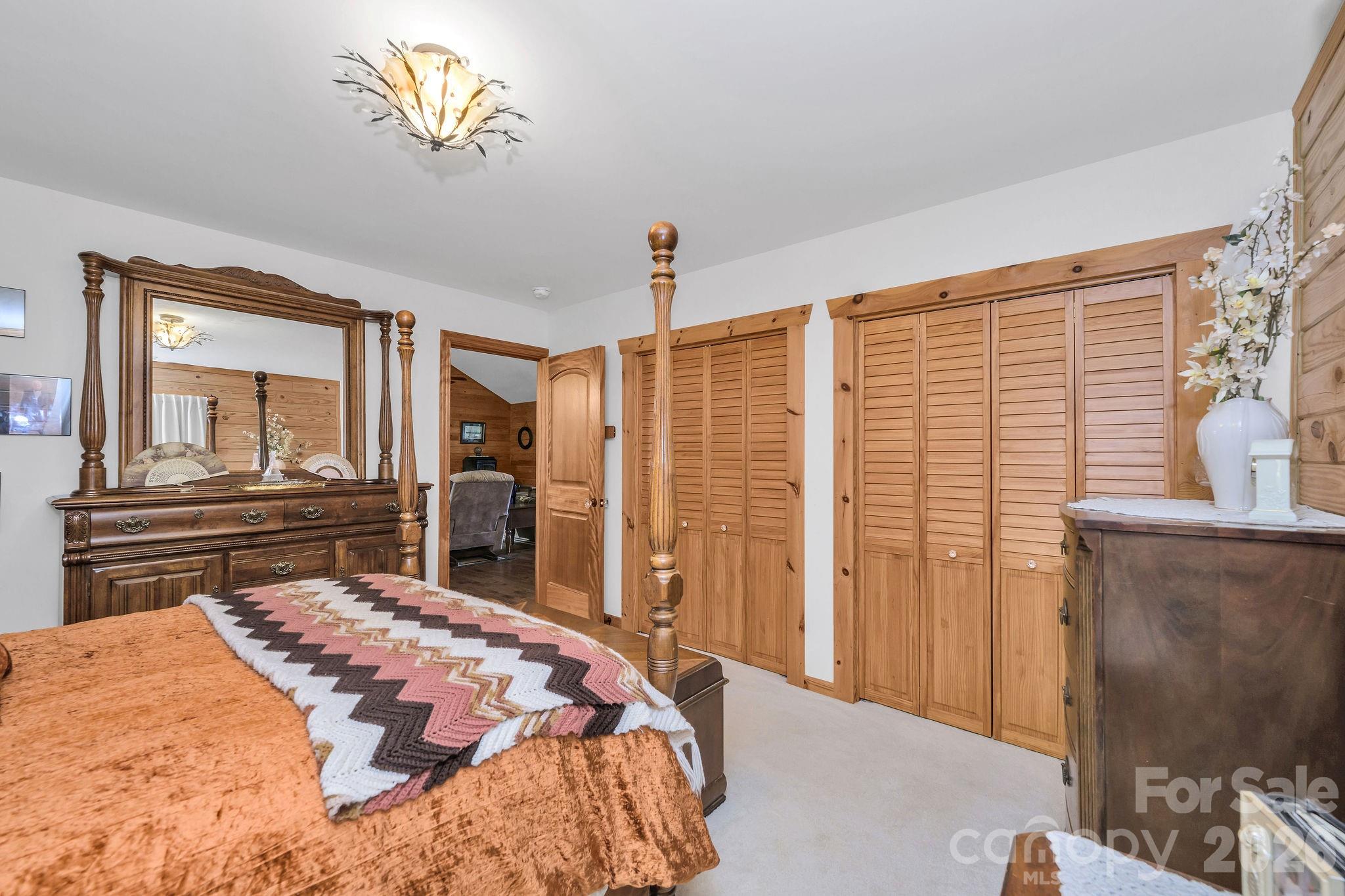 1070 Kindle Creek Drive — Ferguson