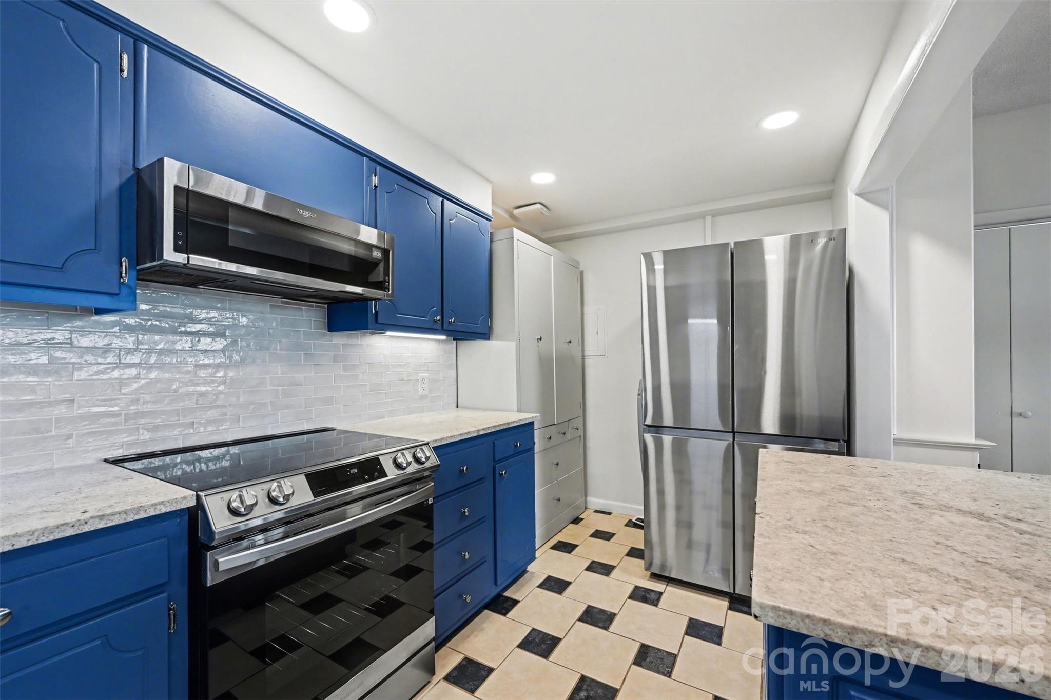 1300 Reece Road #520 — Charlotte