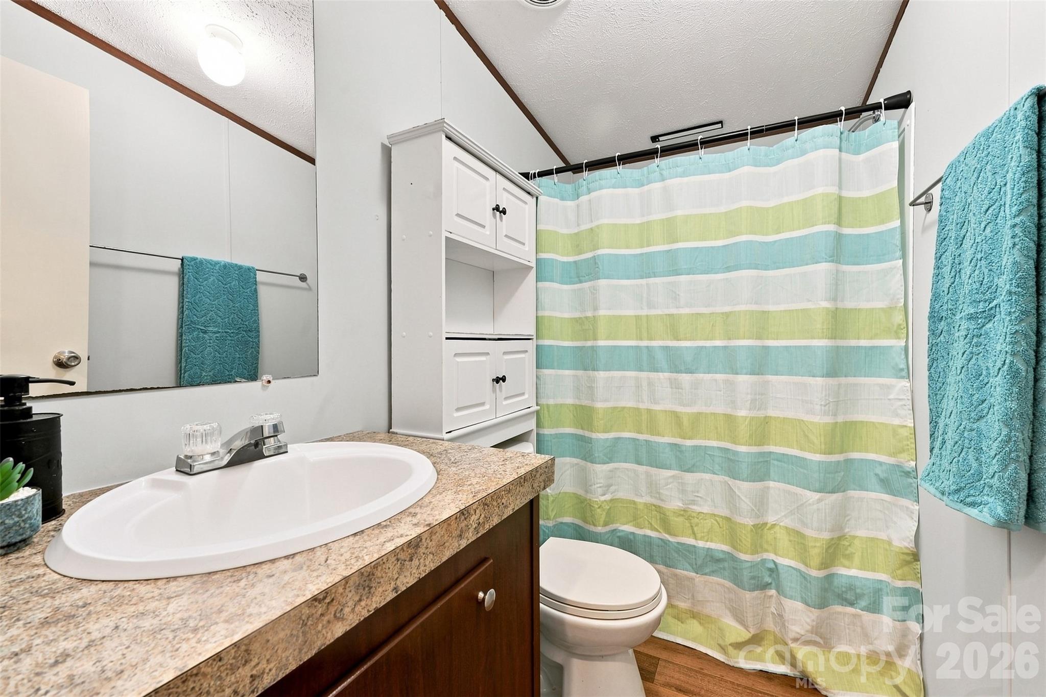 4782 29th Street Drive NE — Hickory