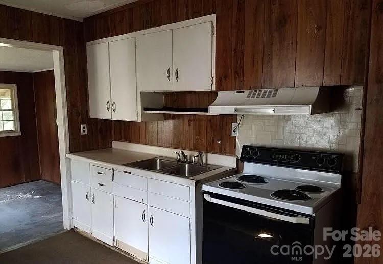 4721 Linden Street — Columbia