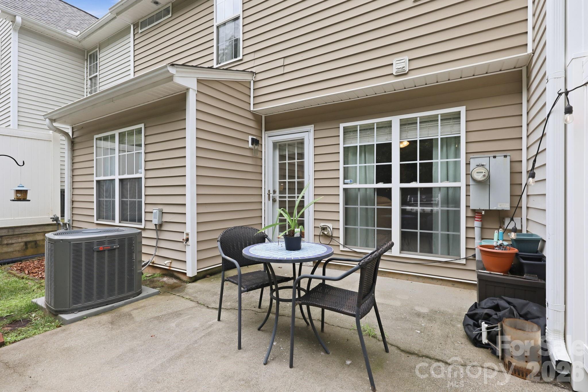 1169 Academic Drive — Winston Salem