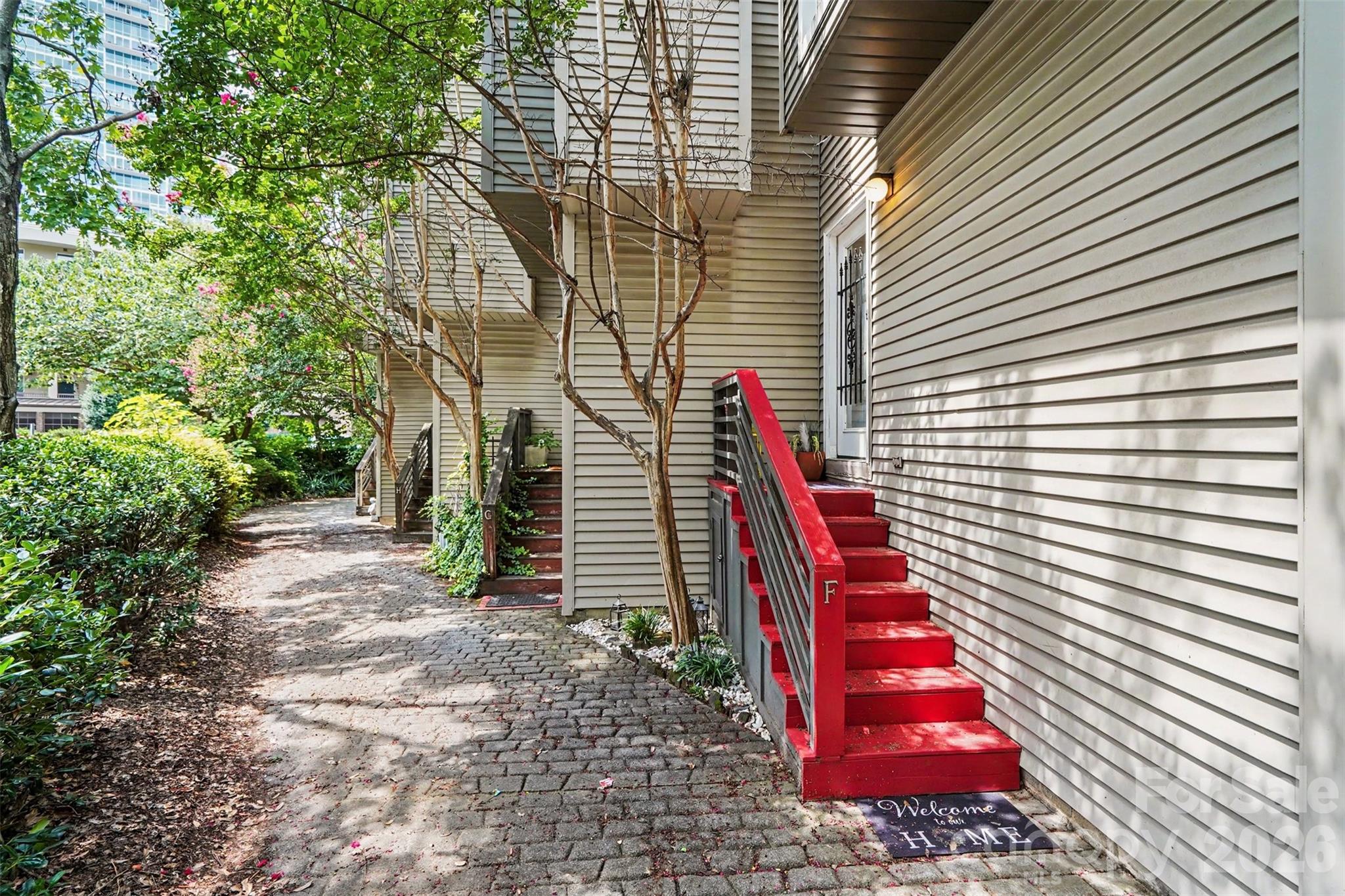 415 W 7th Street #Unit F — Charlotte