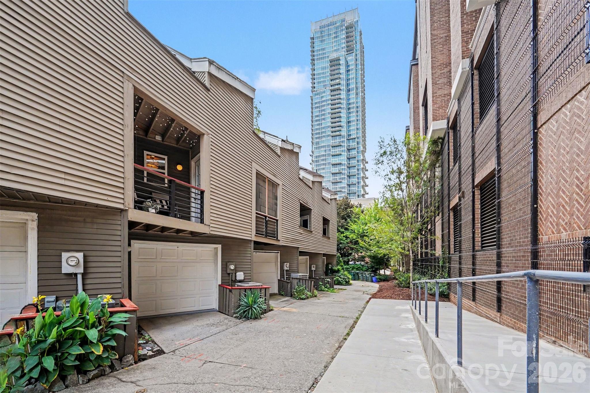 415 W 7th Street #Unit F — Charlotte