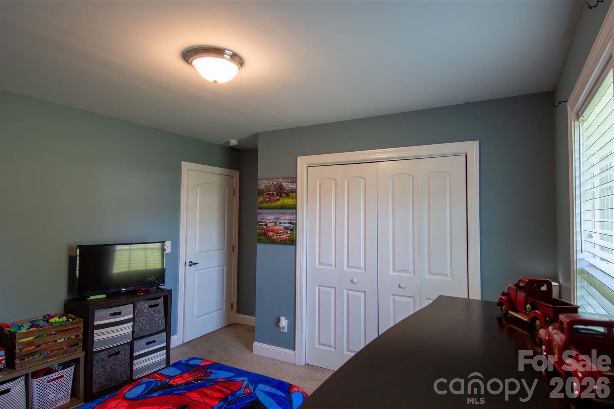 2422 23rd Street Drive NE — Hickory