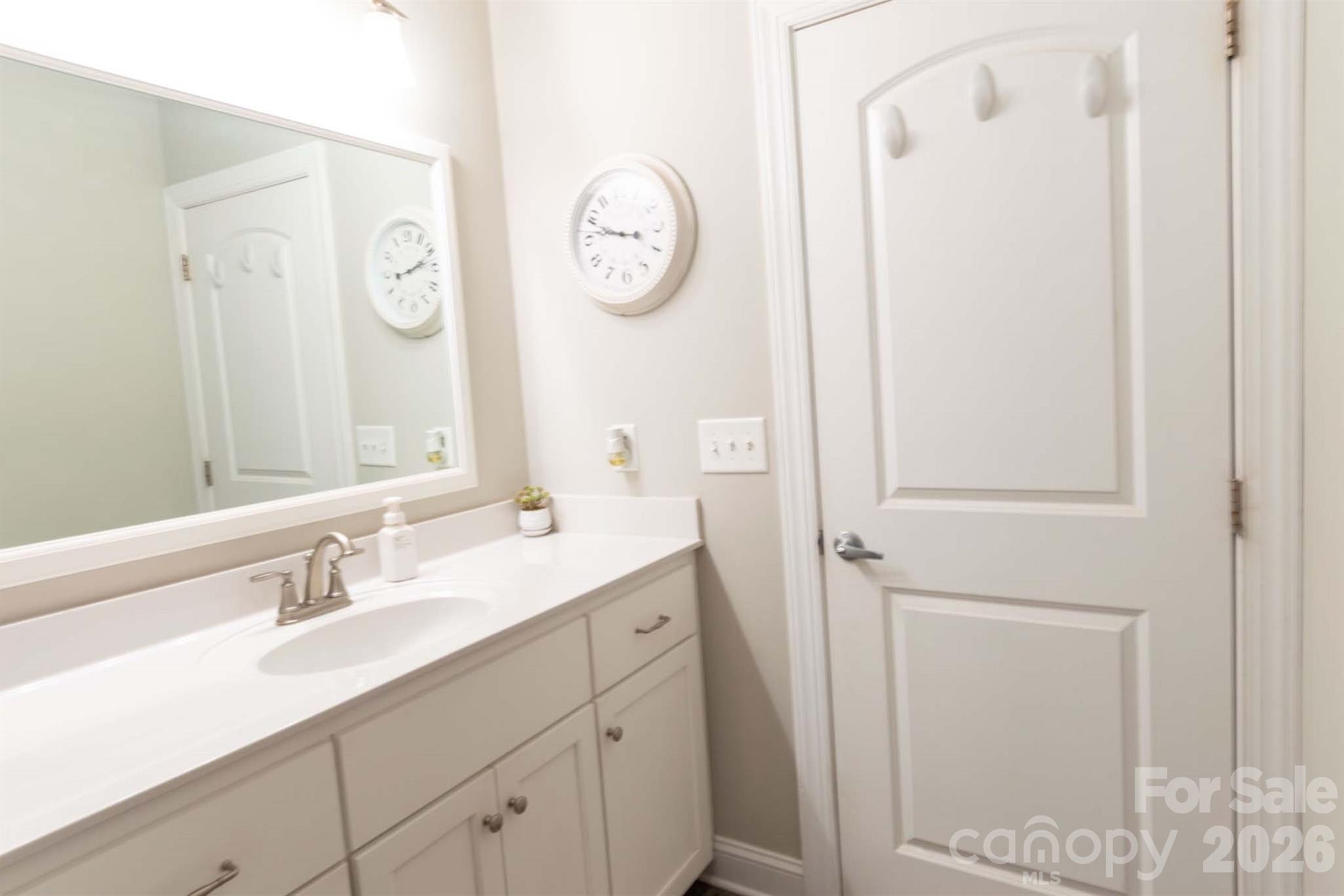 2422 23rd Street Drive NE — Hickory