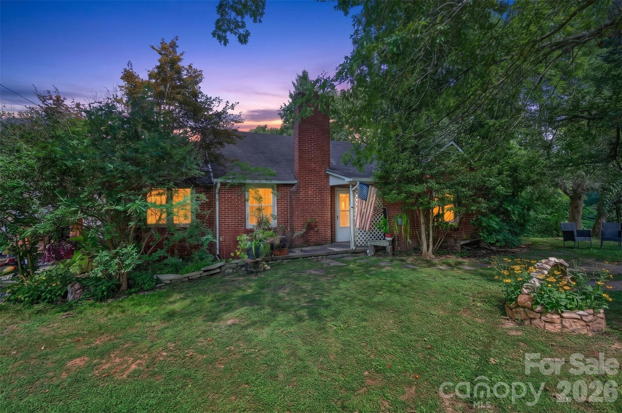 21 Maple Avenue — Candler