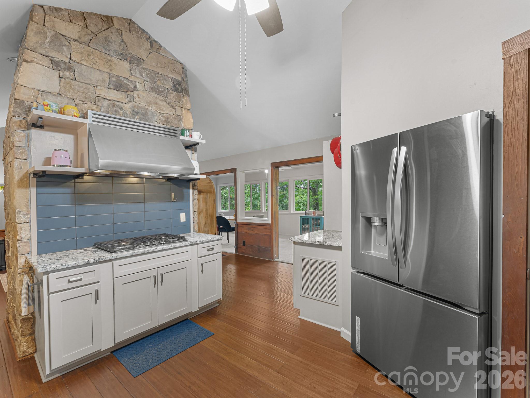 12 E Park Drive — Tryon