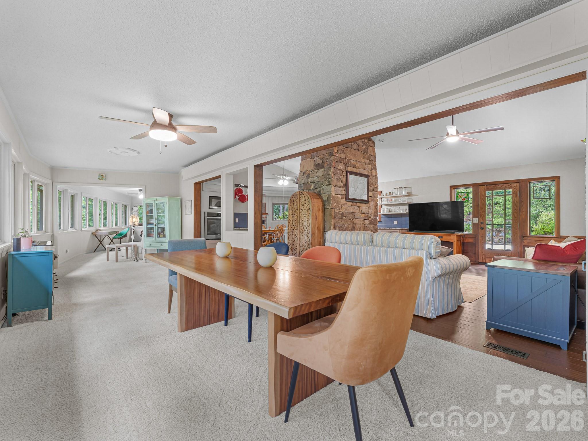 12 E Park Drive — Tryon