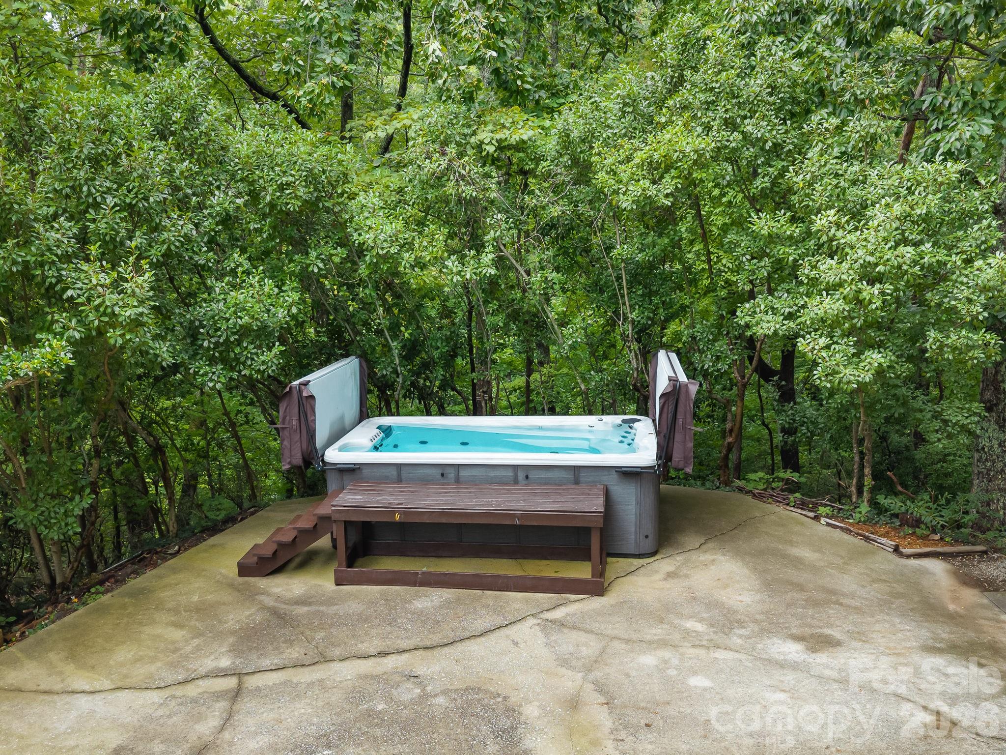 12 E Park Drive — Tryon