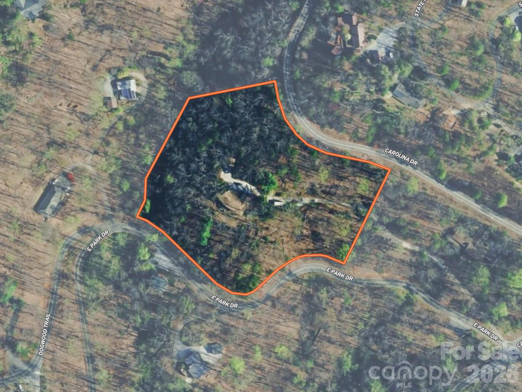 12 E Park Drive — Tryon