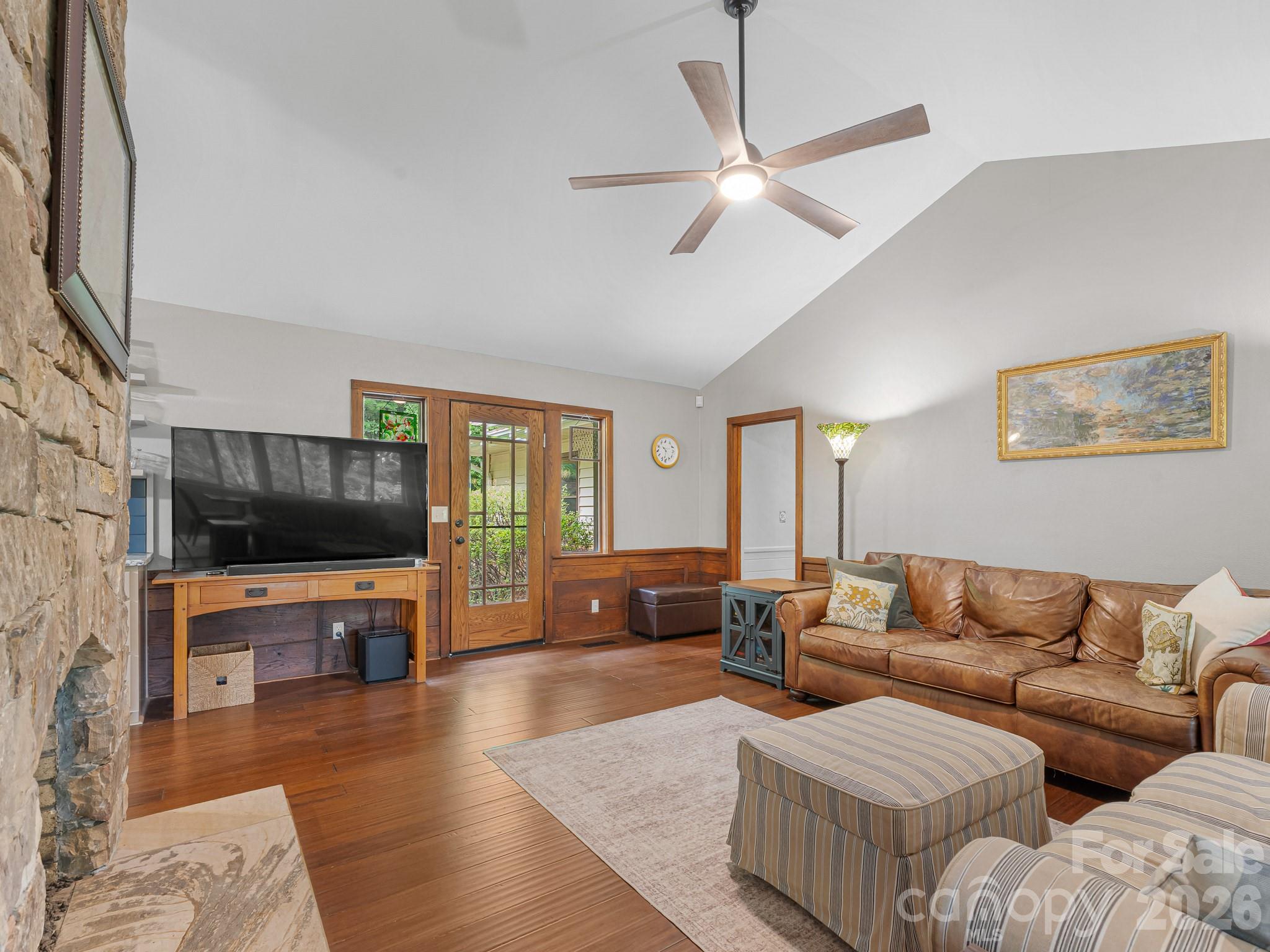 12 E Park Drive — Tryon