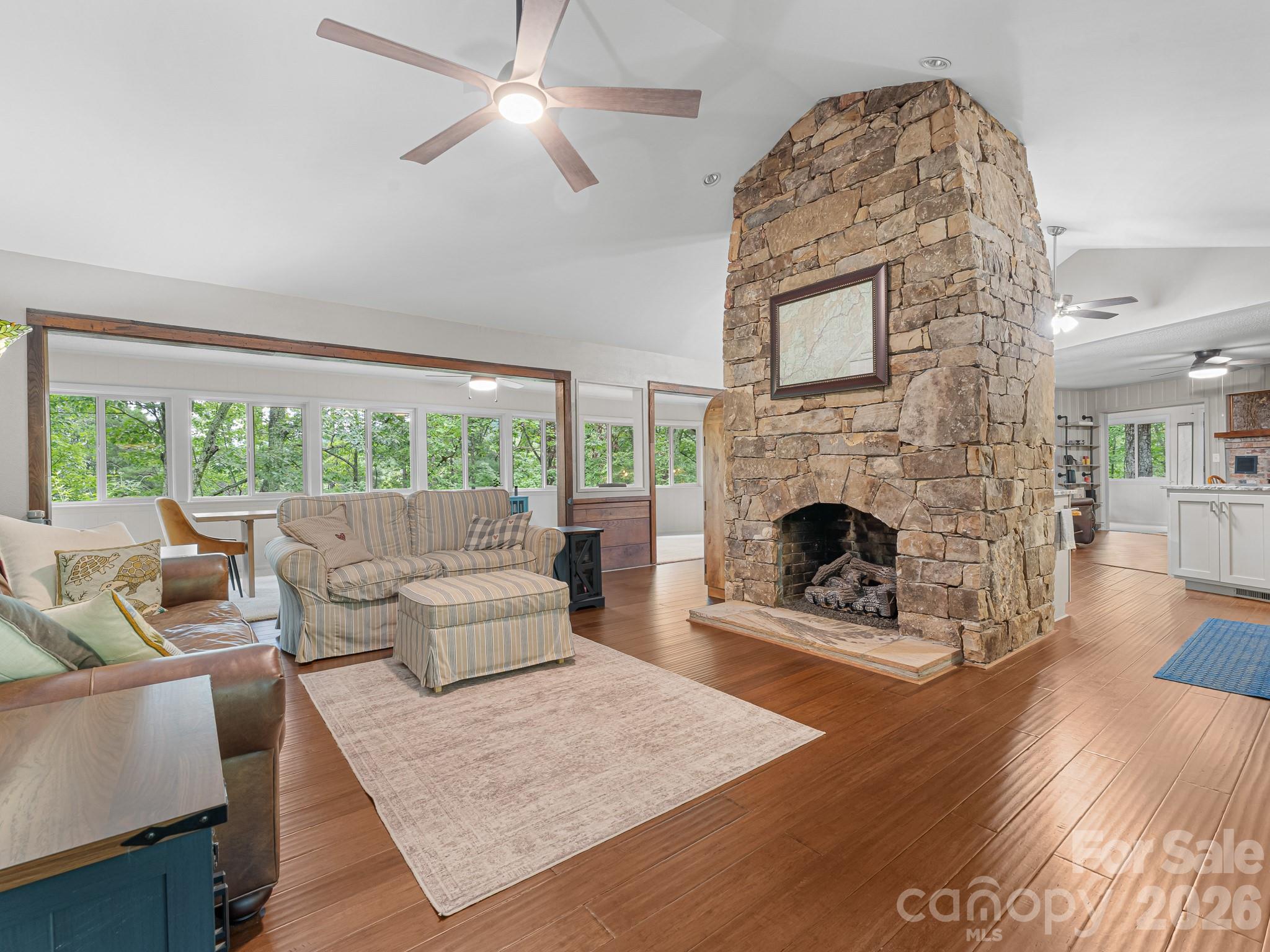 12 E Park Drive — Tryon