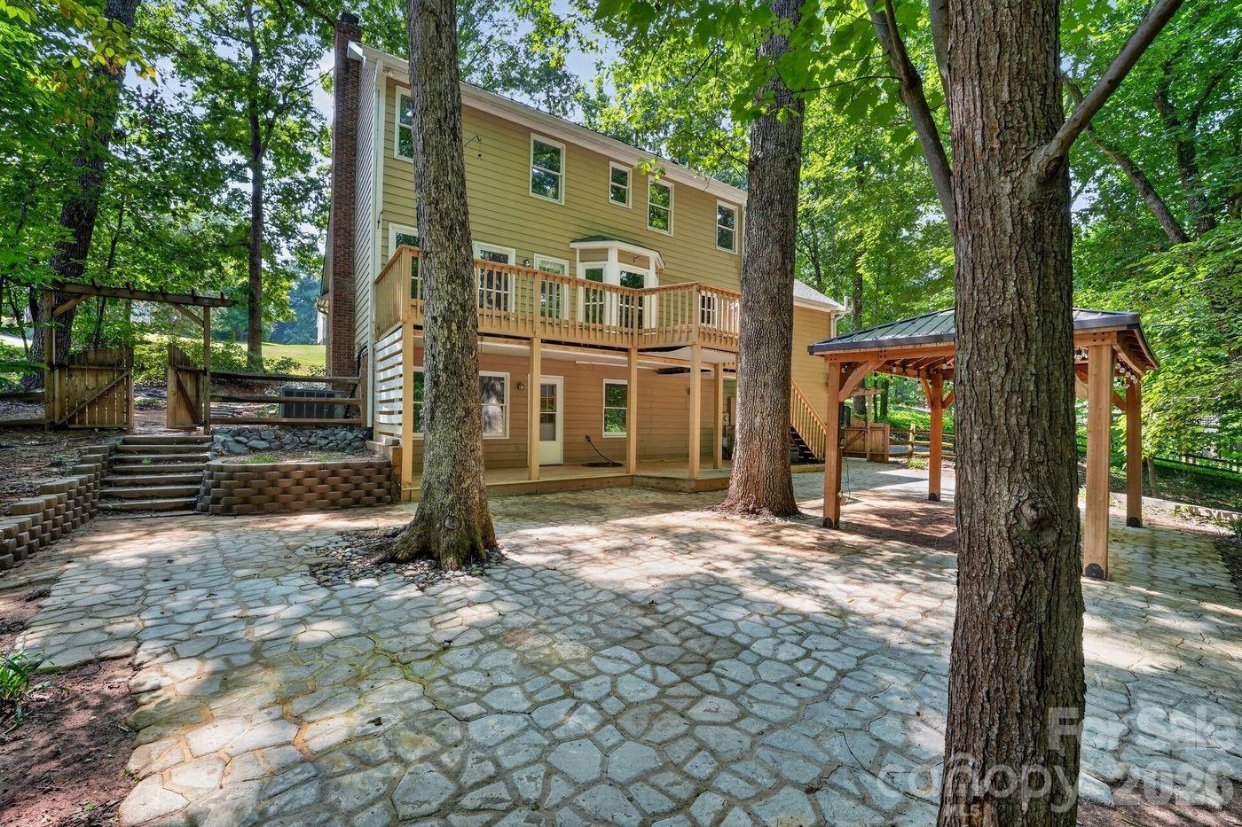 1472 Old Tara Lane — Fort Mill