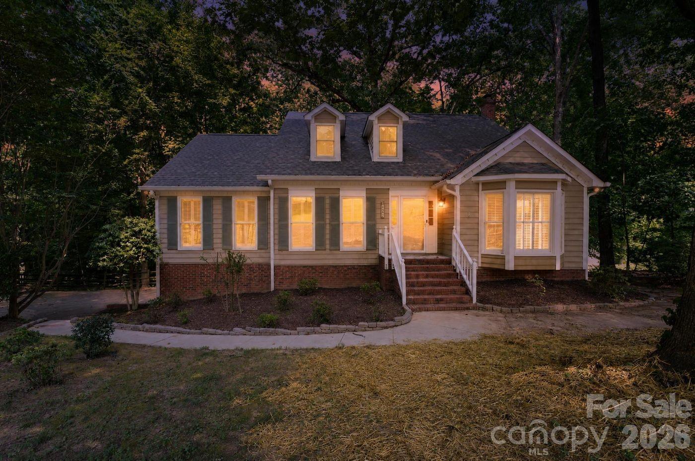 1472 Old Tara Lane — Fort Mill