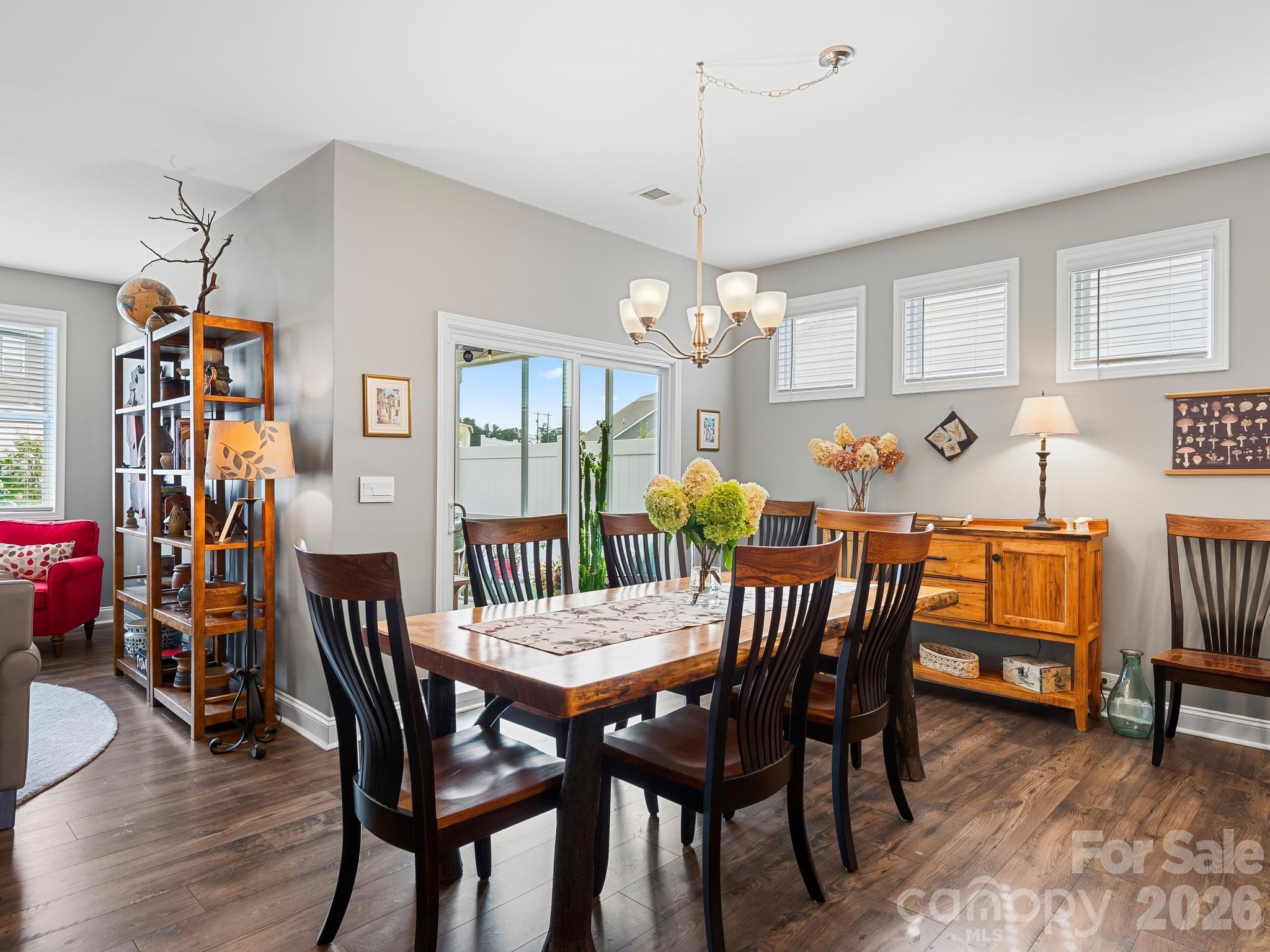 78 Fox Cove Road — Hendersonville