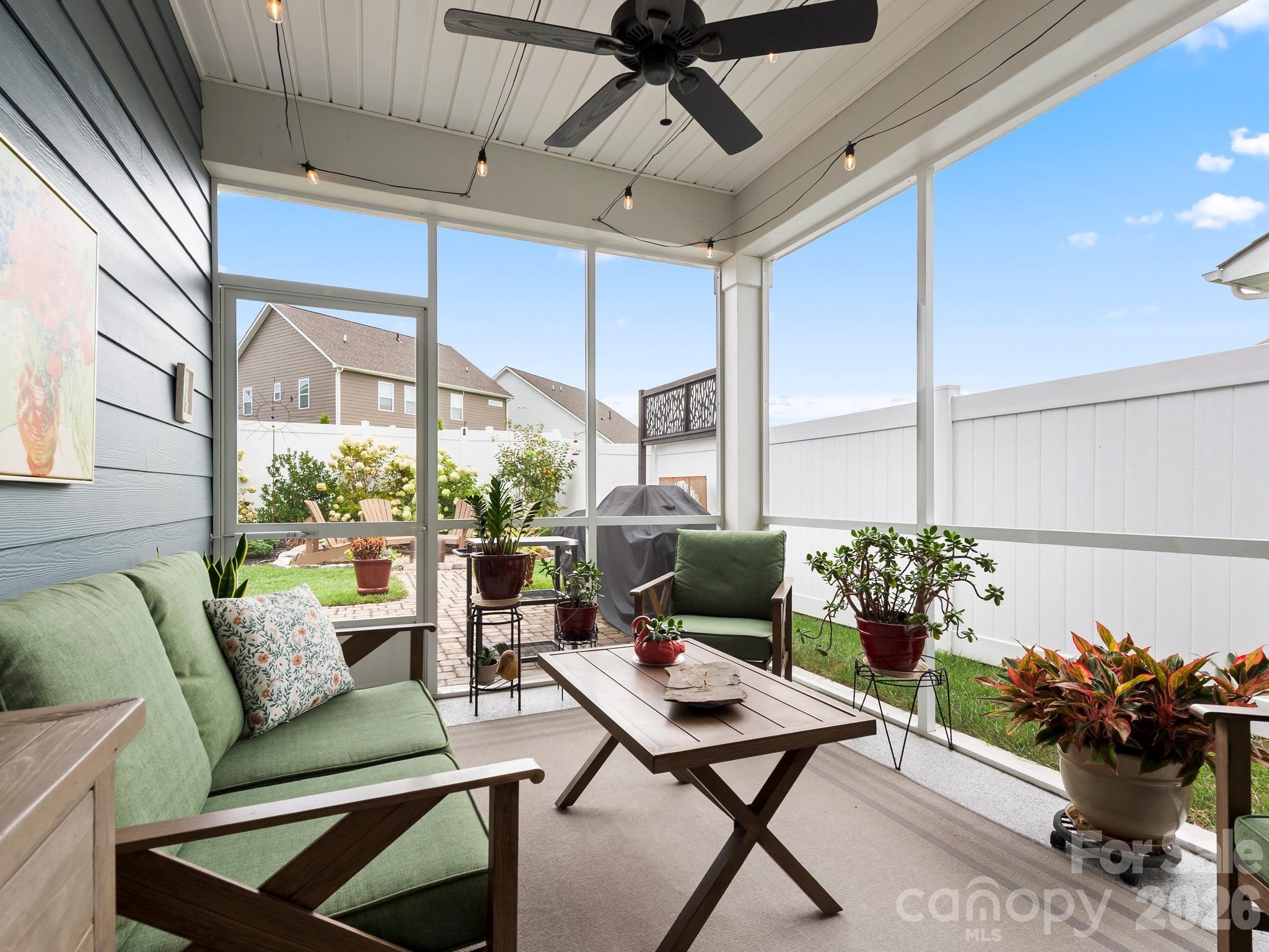 78 Fox Cove Road — Hendersonville