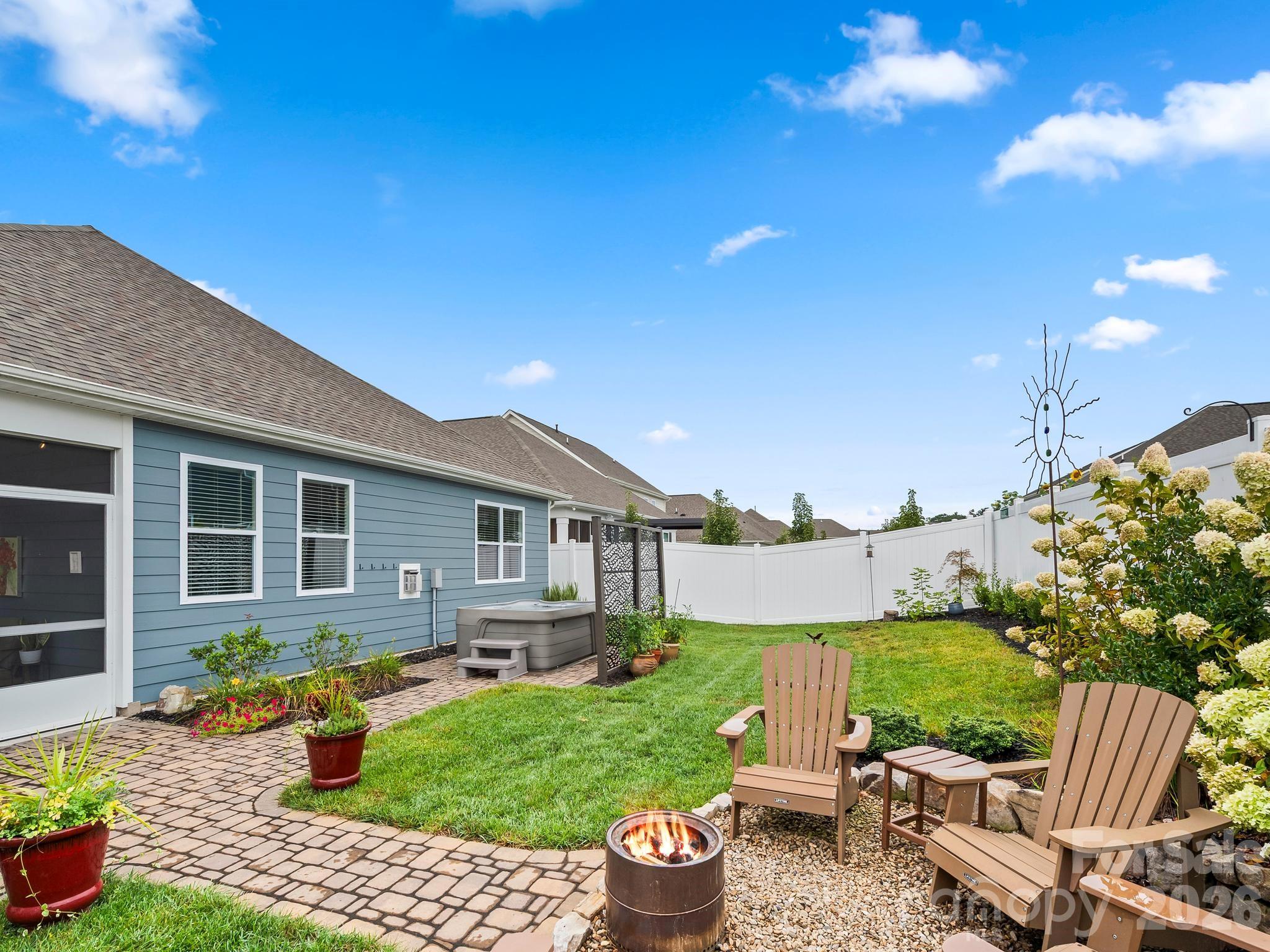 78 Fox Cove Road — Hendersonville