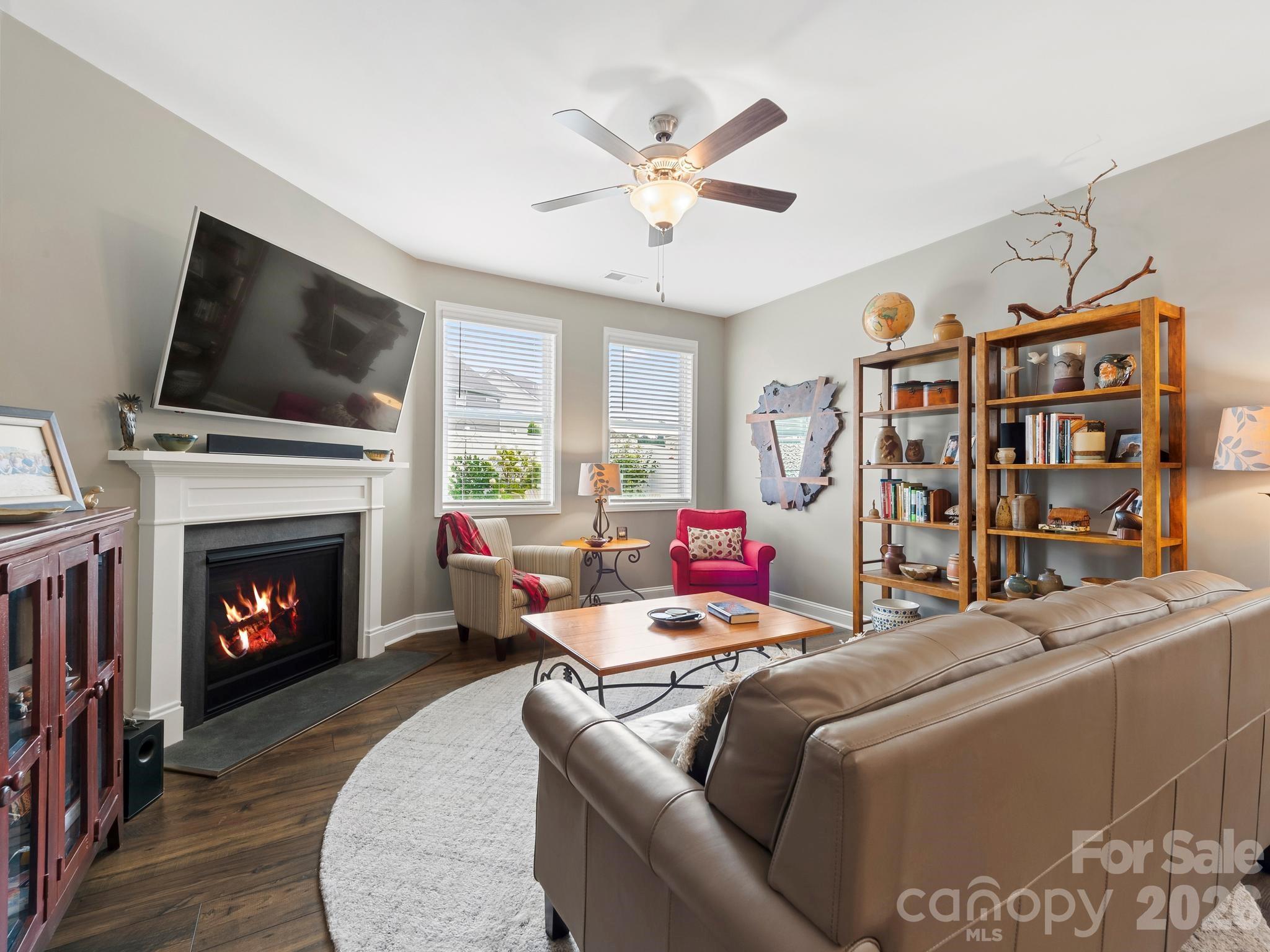 78 Fox Cove Road — Hendersonville