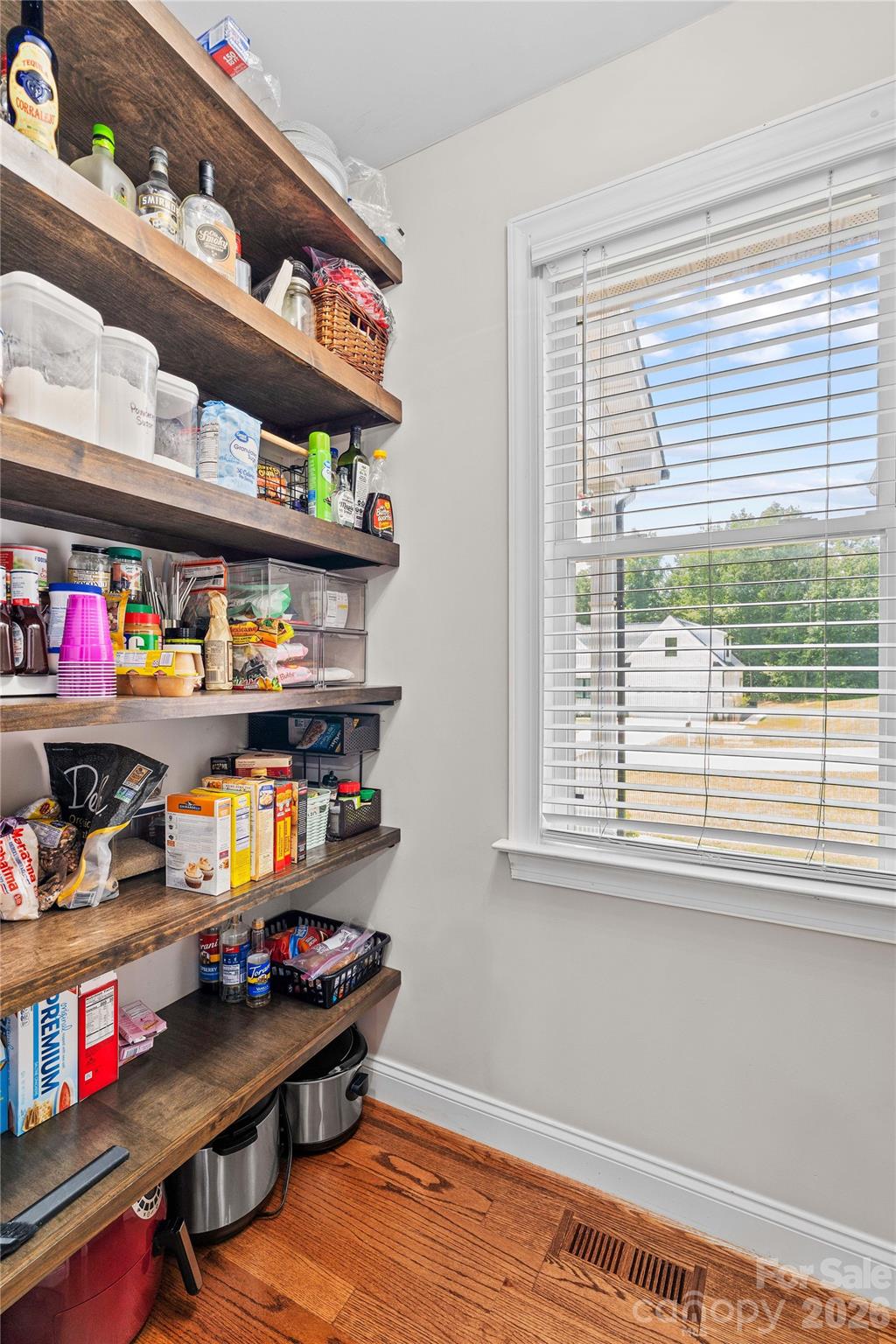 209 Seven Springs Loop — Statesville