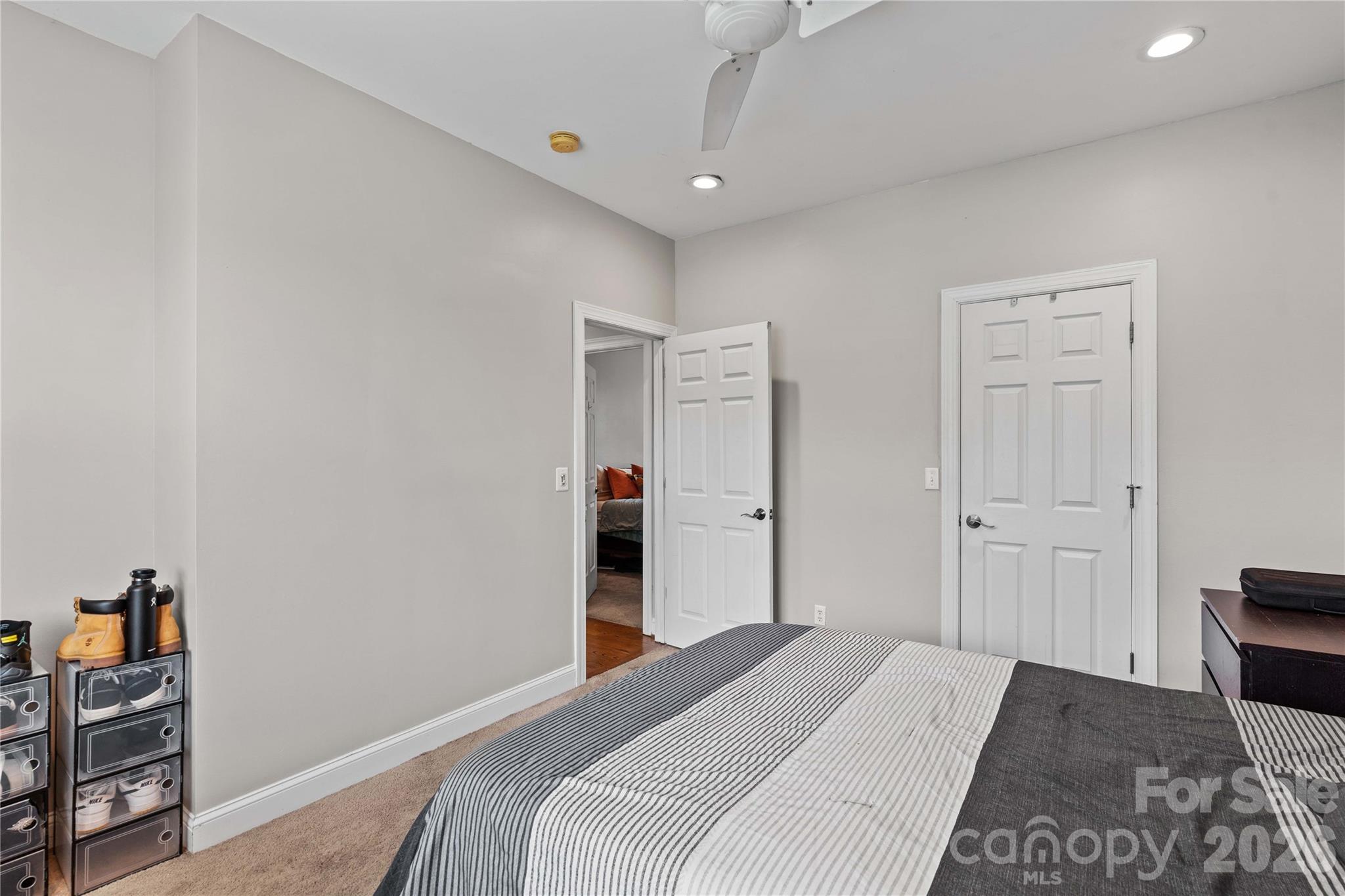 209 Seven Springs Loop — Statesville