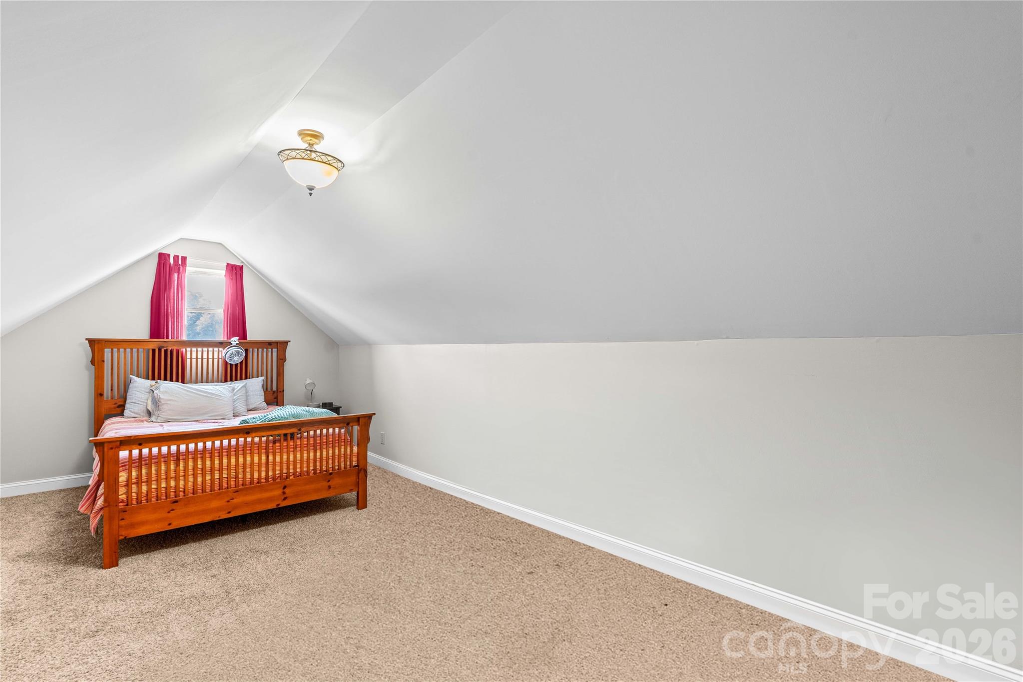 209 Seven Springs Loop — Statesville