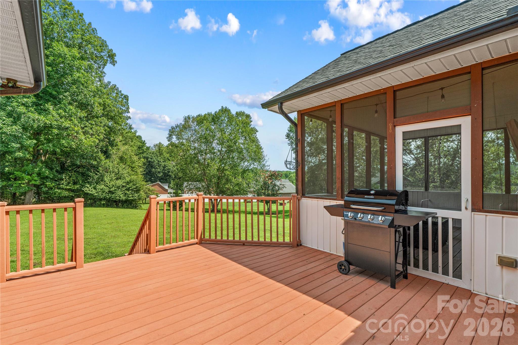 209 Seven Springs Loop — Statesville