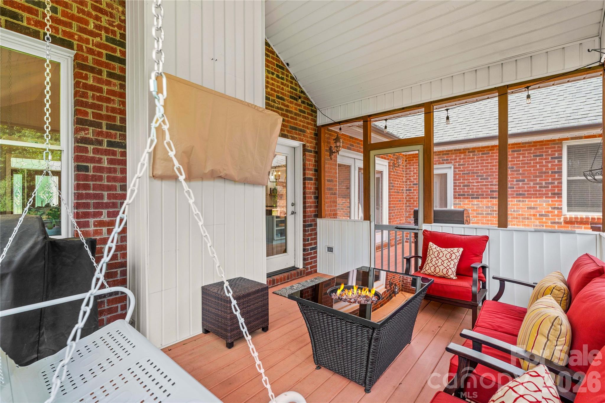 209 Seven Springs Loop — Statesville