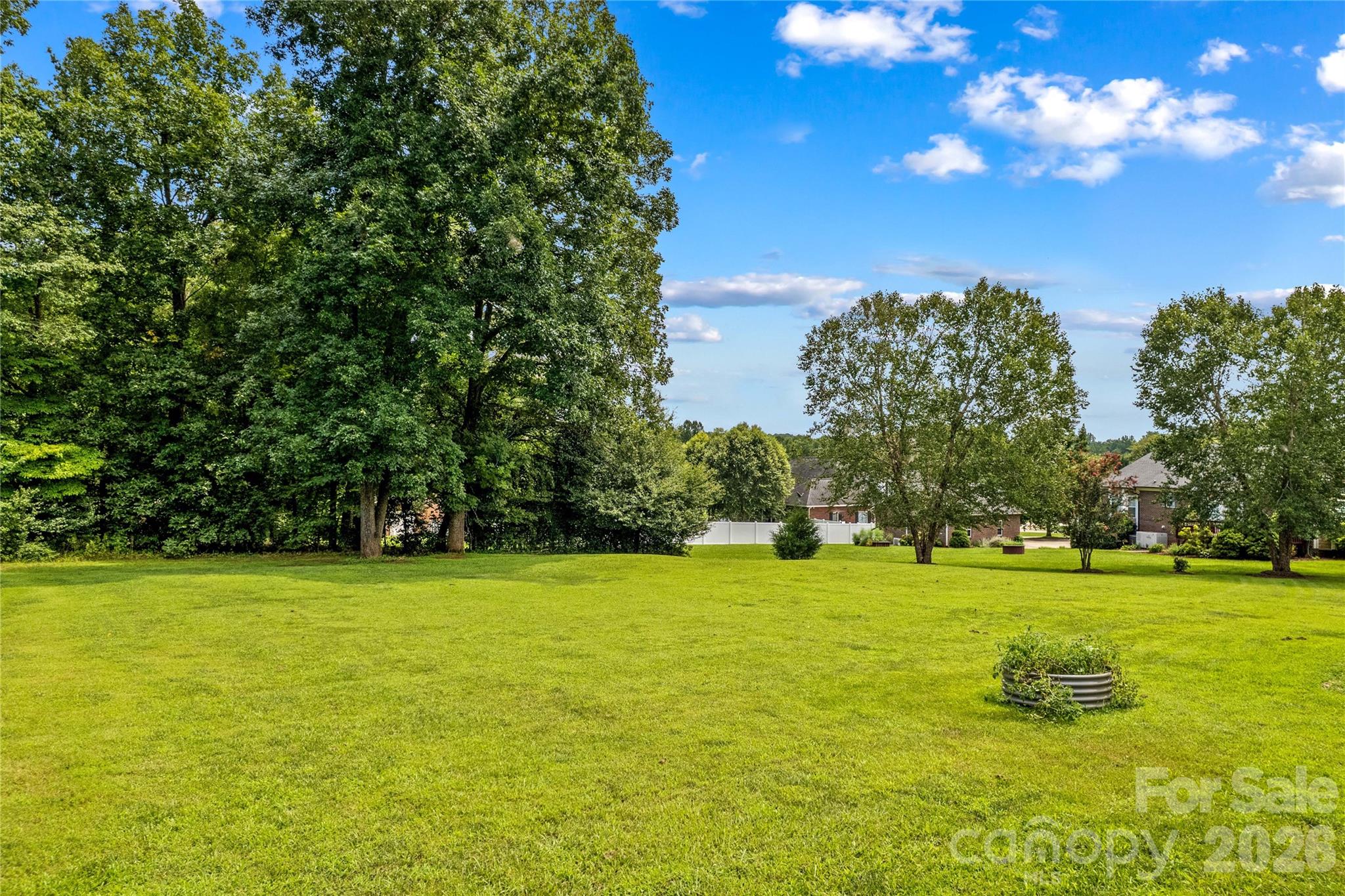 209 Seven Springs Loop — Statesville