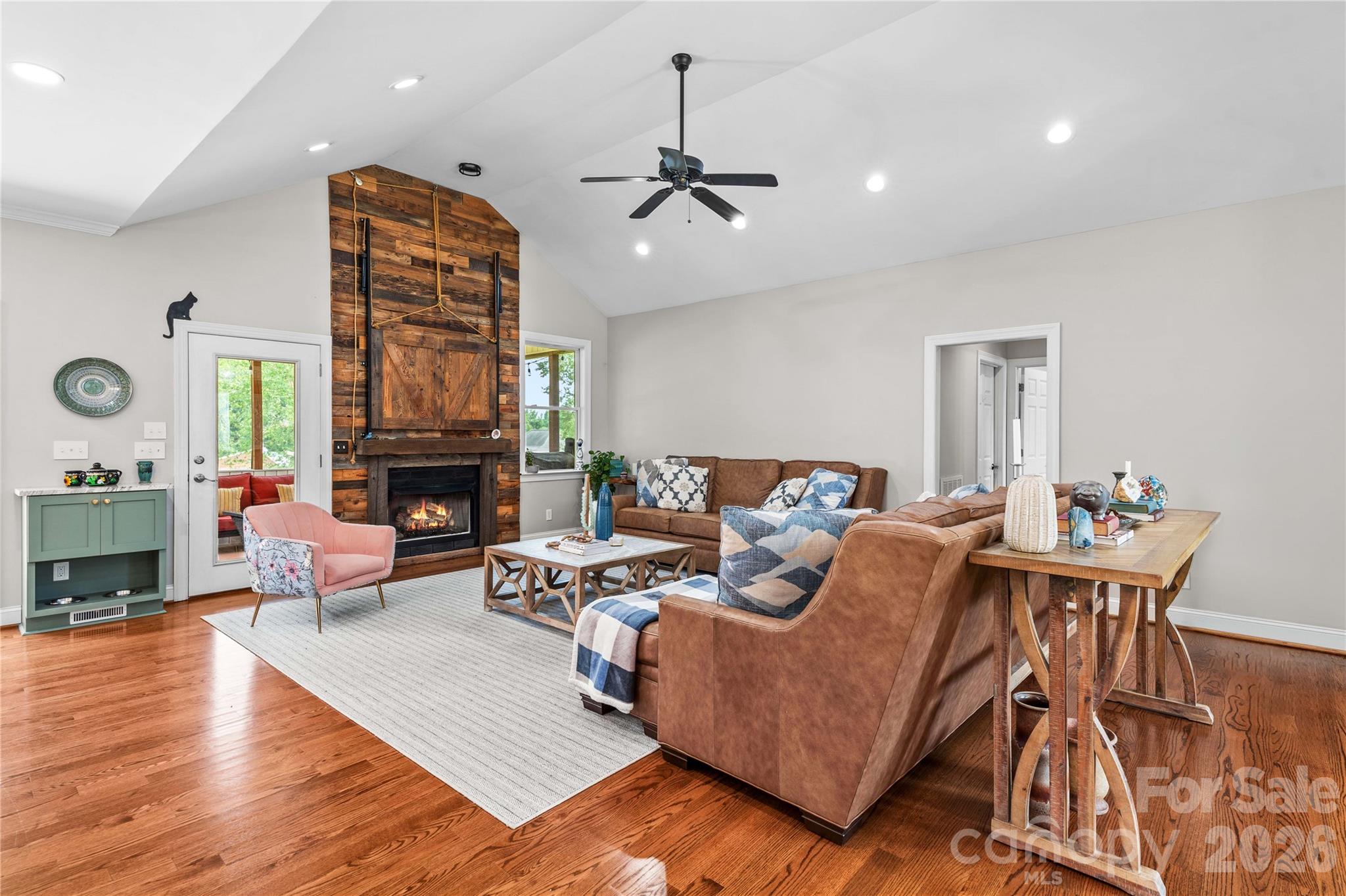 209 Seven Springs Loop — Statesville