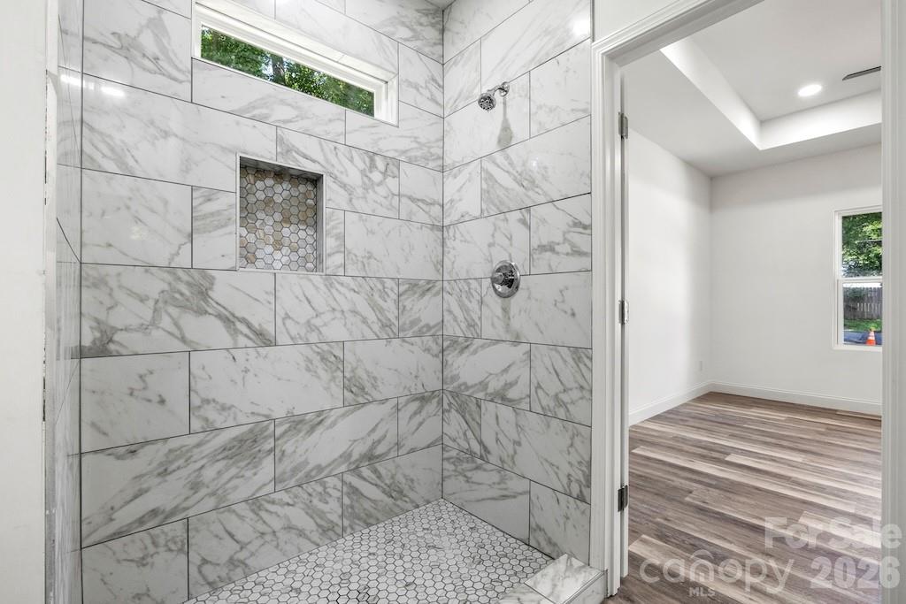 503 E Dunlap Street — Lancaster