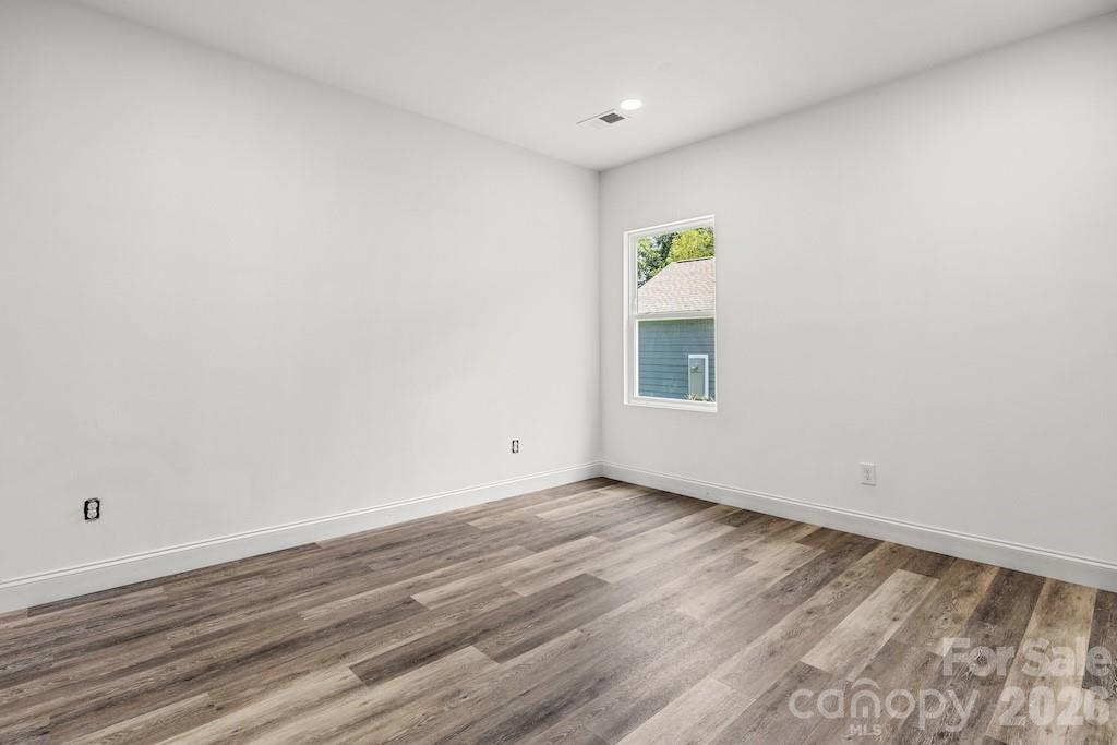 503 E Dunlap Street — Lancaster
