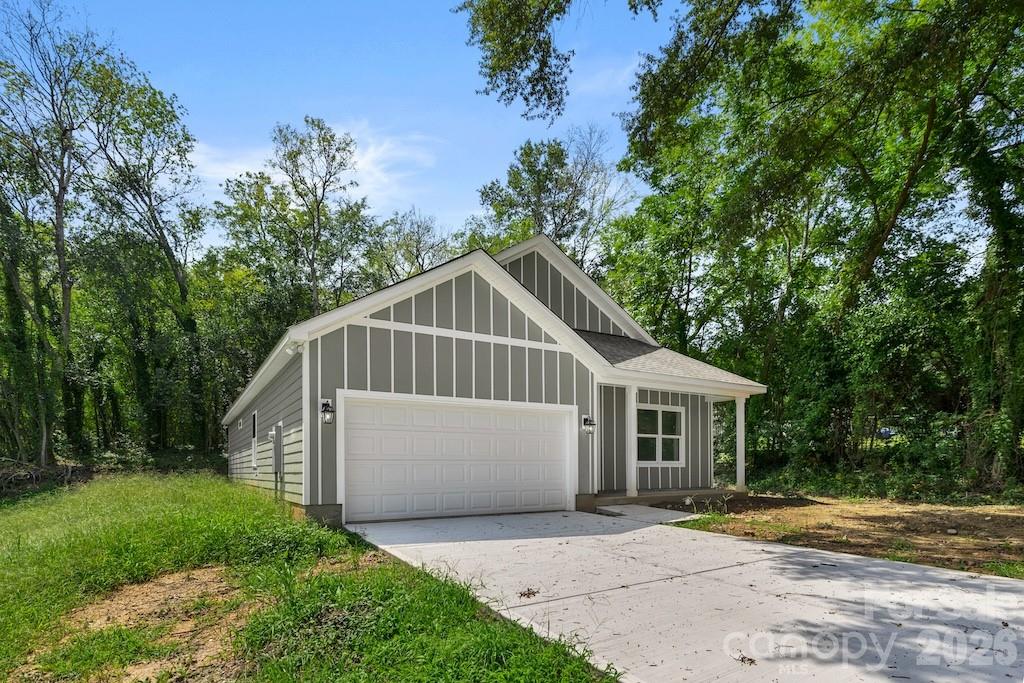 503 E Dunlap Street — Lancaster