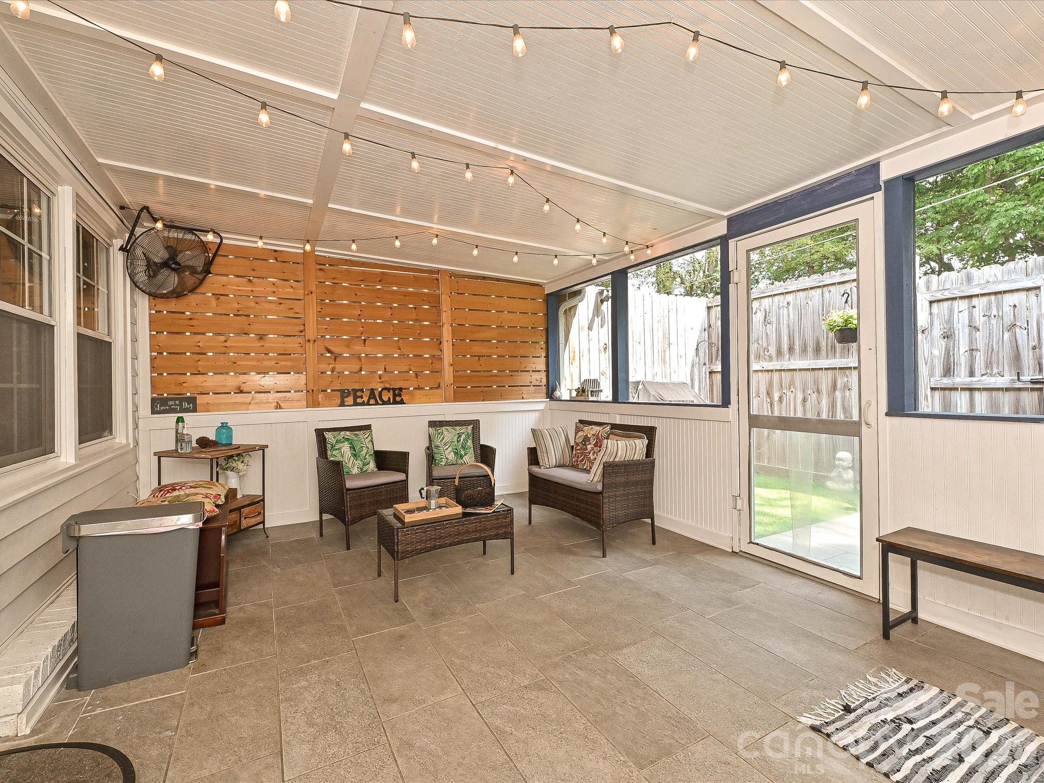 8069 Regent Park Lane — Charlotte