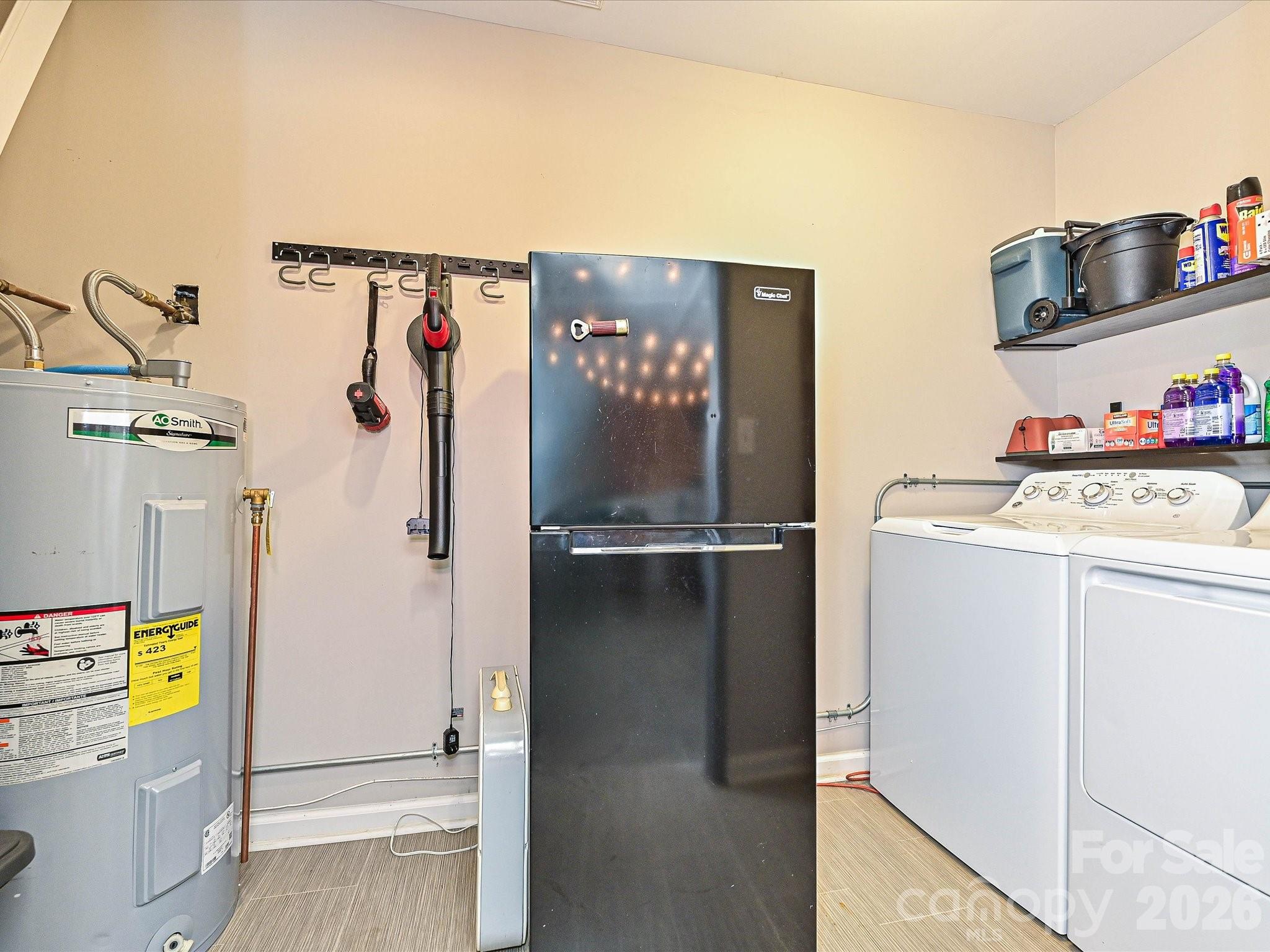 8069 Regent Park Lane — Charlotte