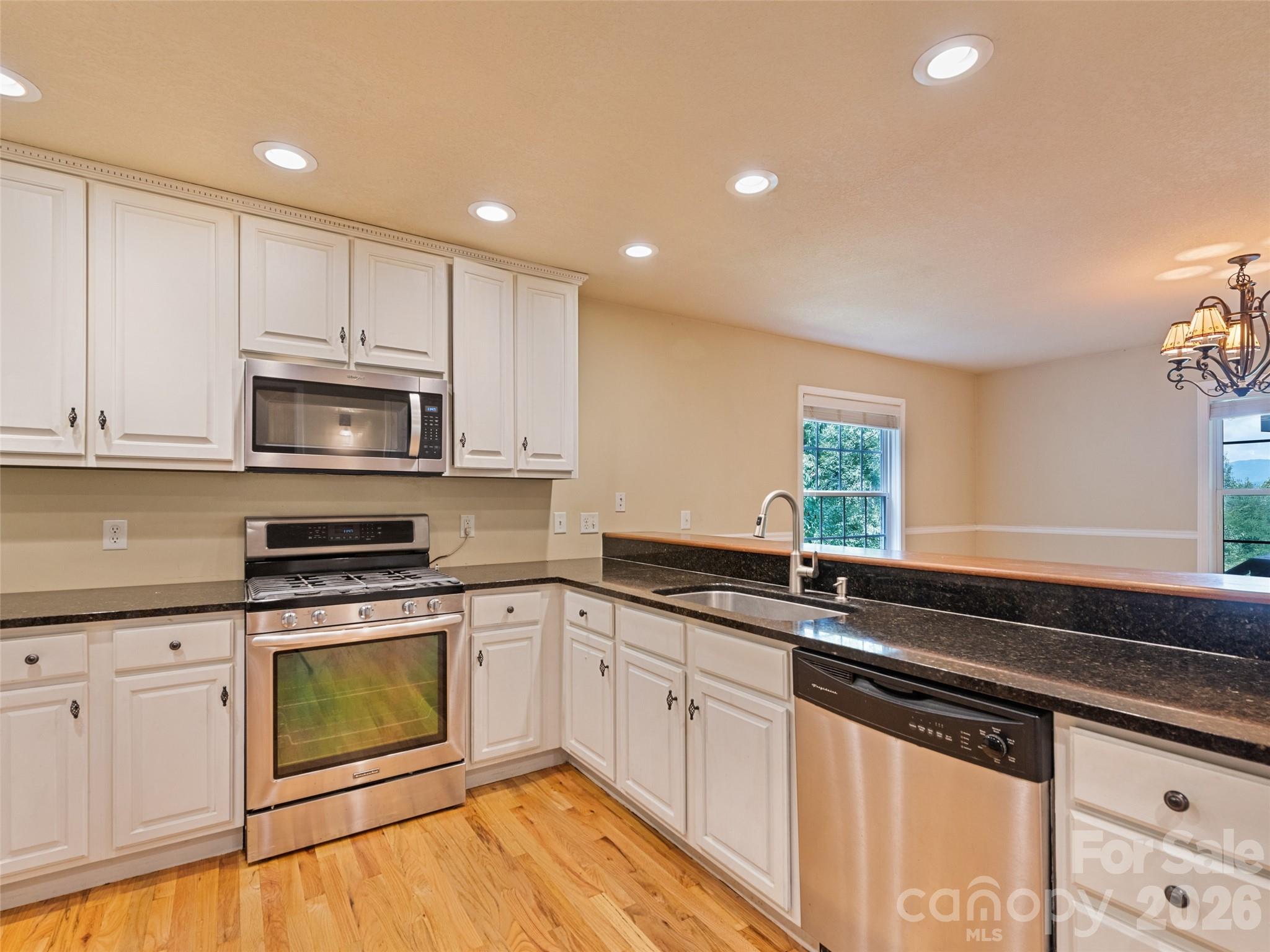 154 Presidential Drive — Waynesville