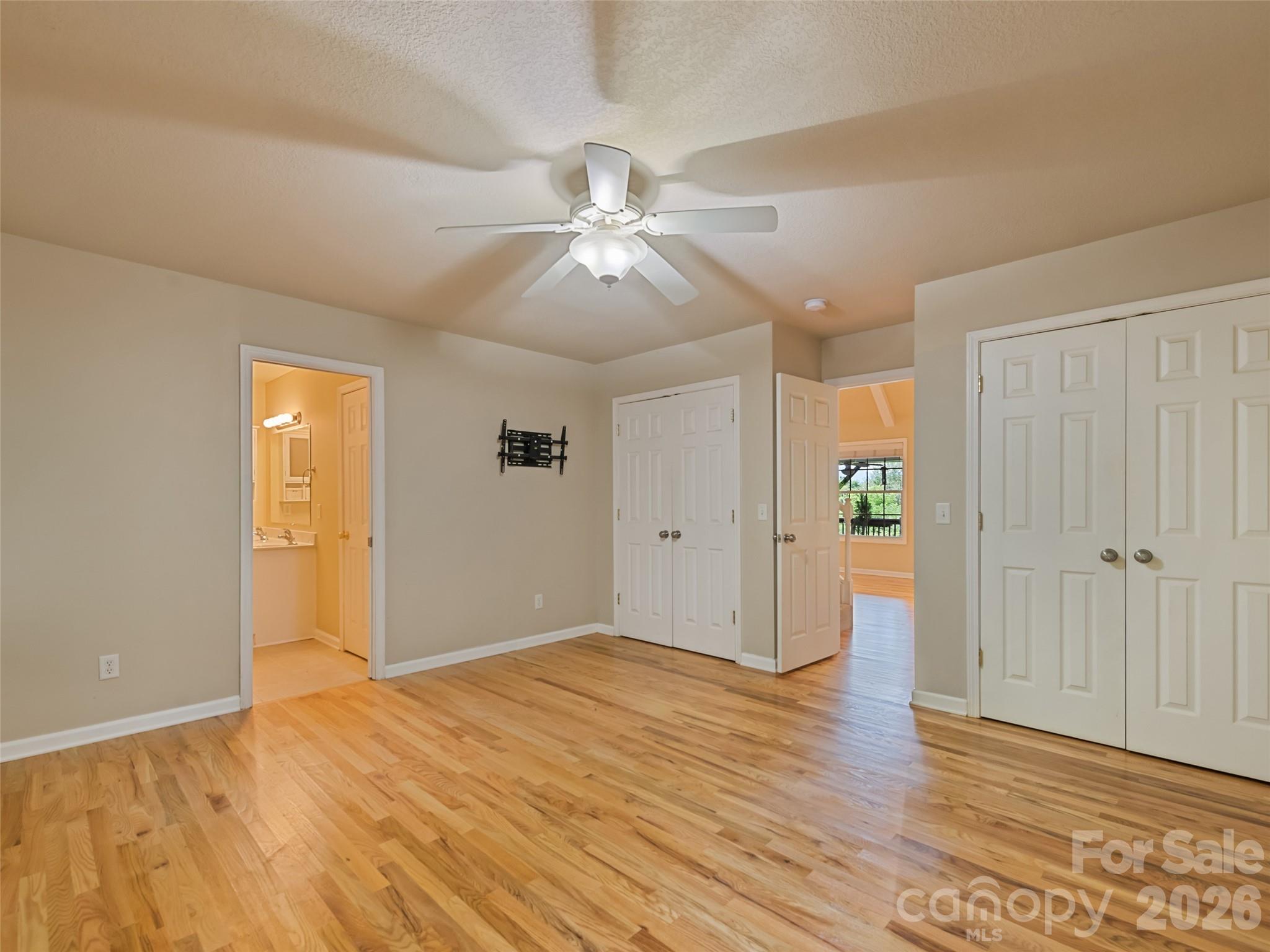 154 Presidential Drive — Waynesville