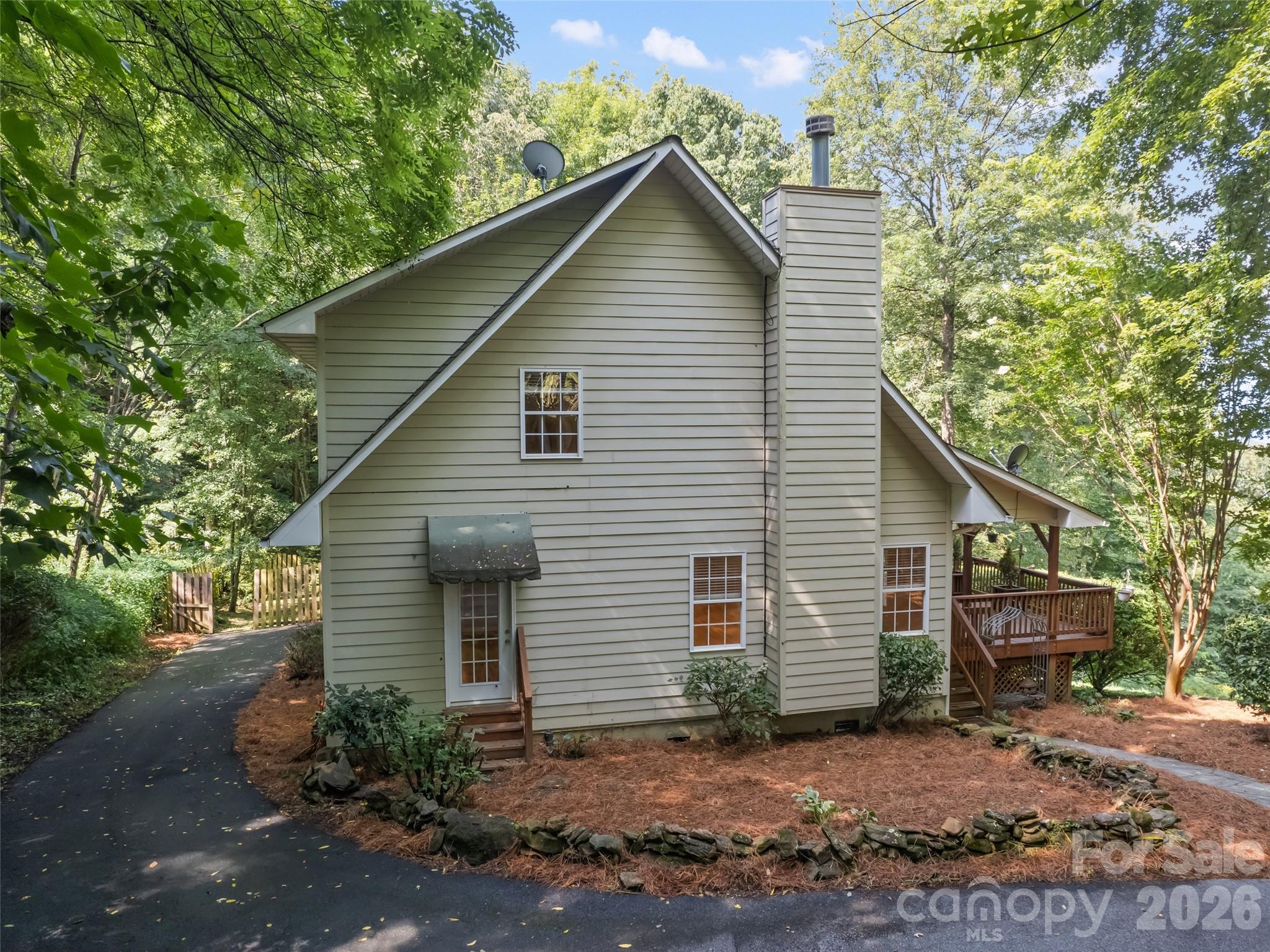 154 Presidential Drive — Waynesville