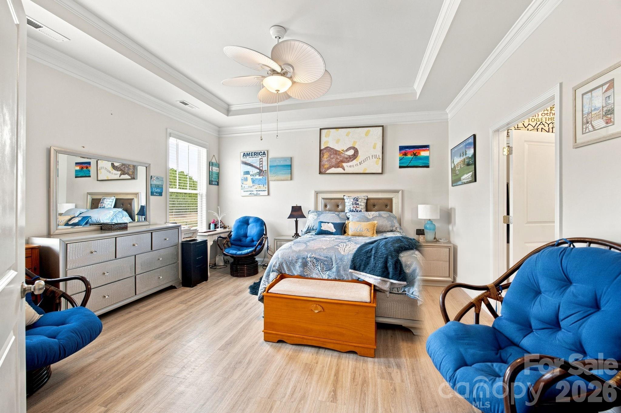 354 Secretariat Drive — Iron Station