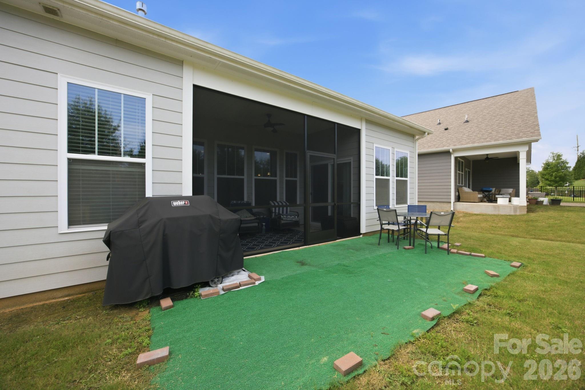 354 Secretariat Drive — Iron Station