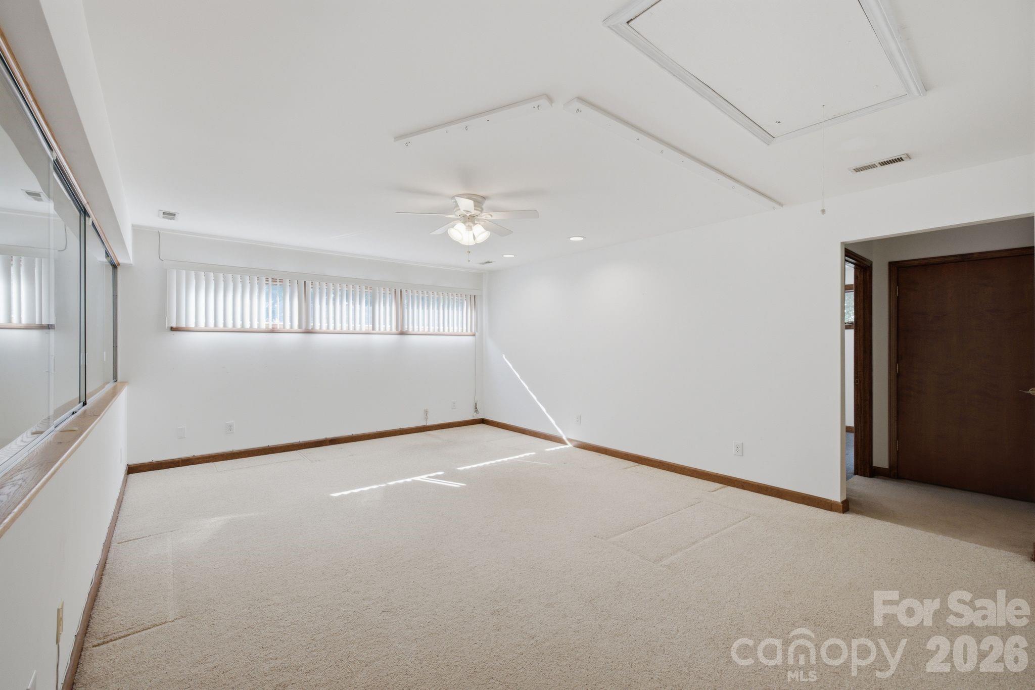 125 Misty Cove Lane — Mooresville