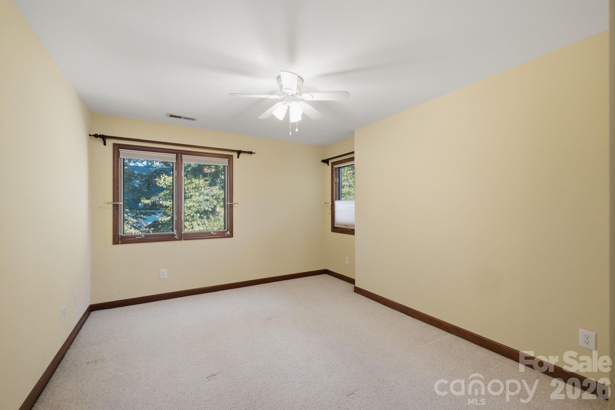 125 Misty Cove Lane — Mooresville